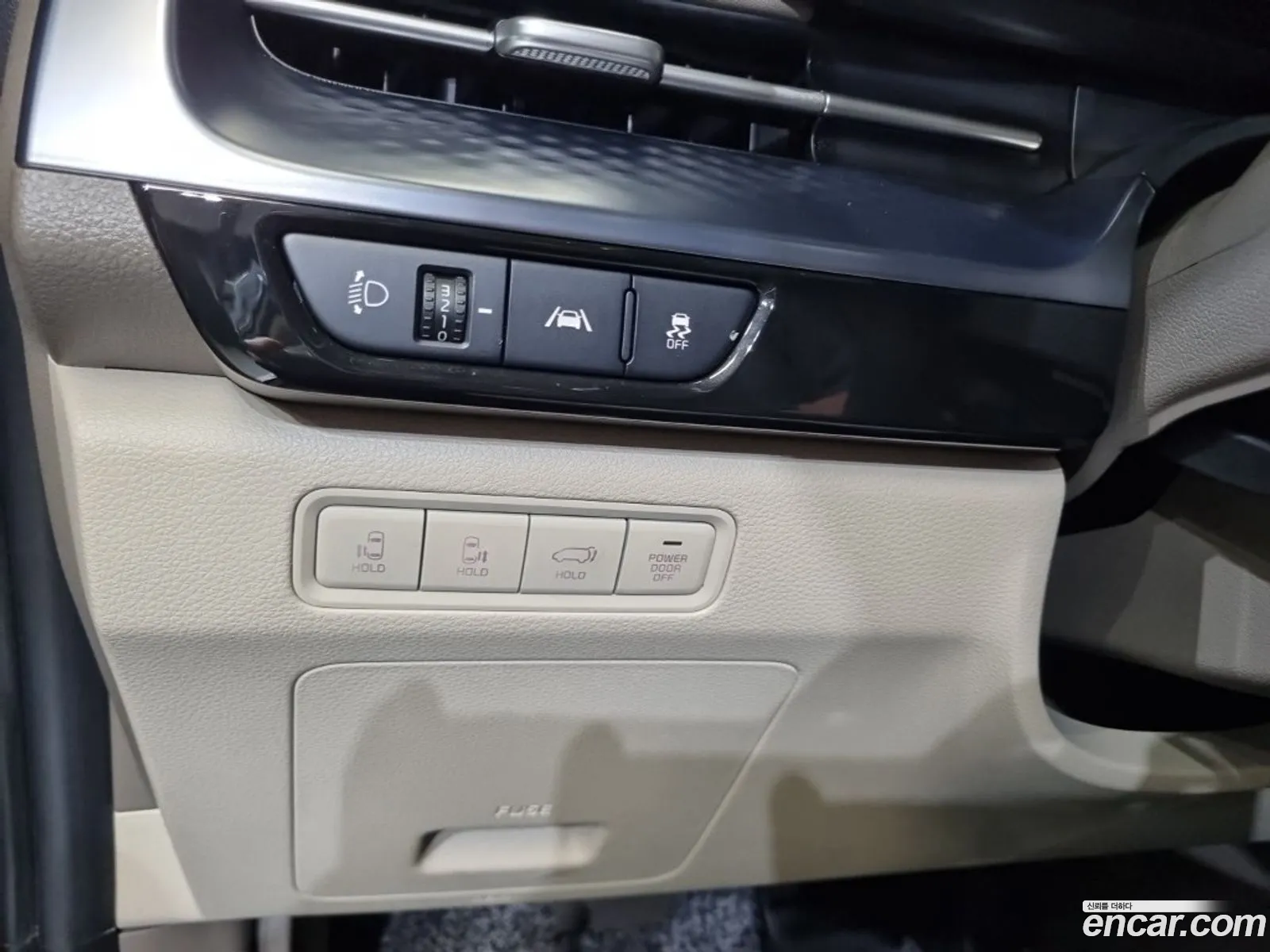 Kia Carnival 2021 — 7