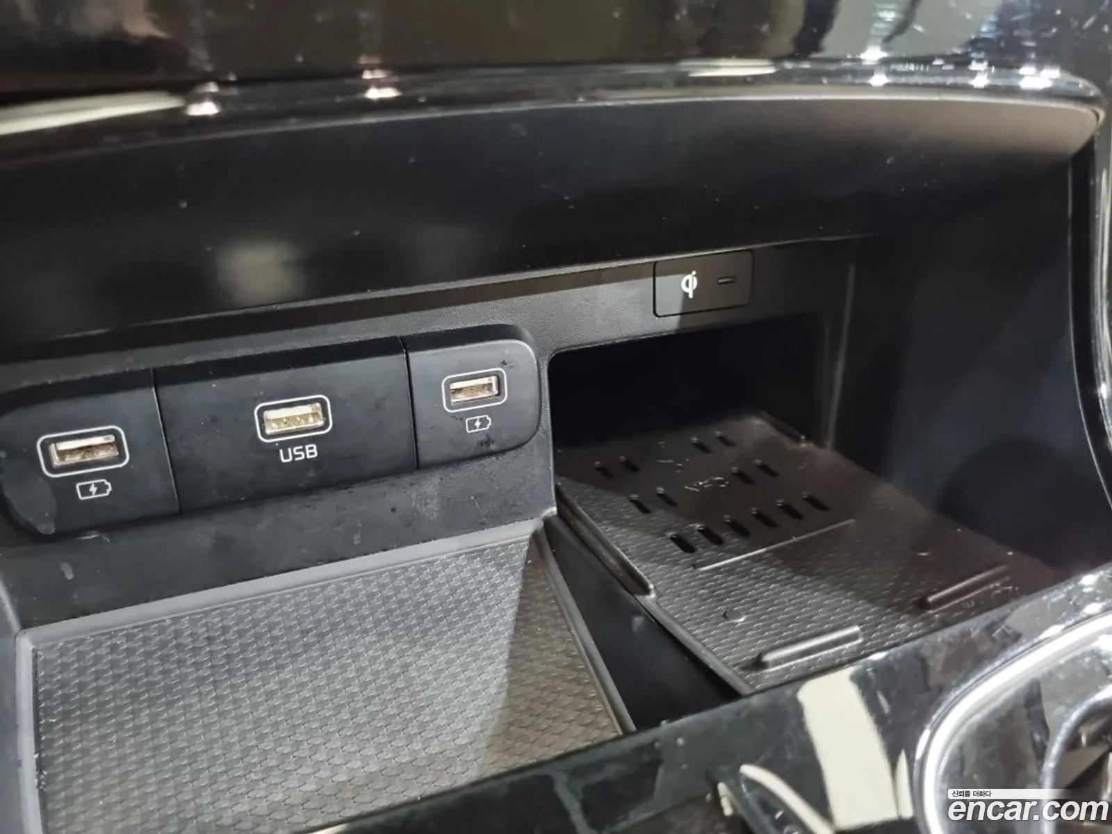 Kia Carnival 2021 — 12