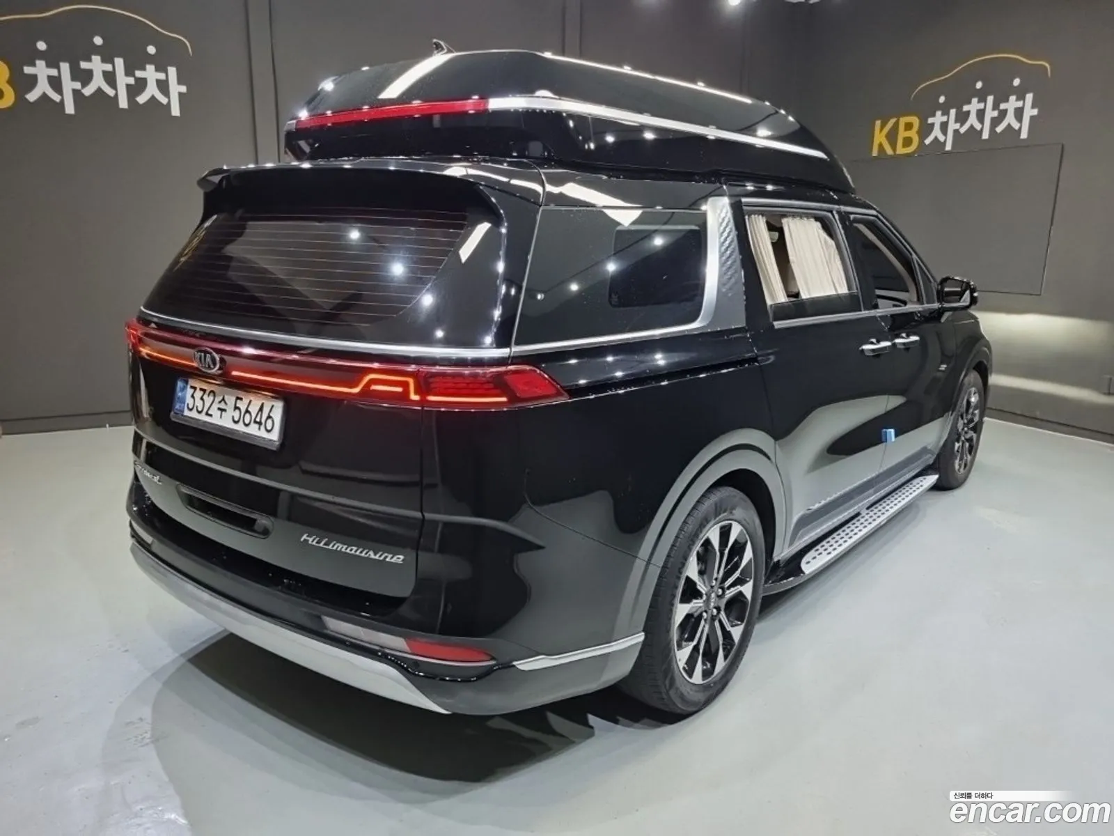 Kia Carnival 2021 — 11