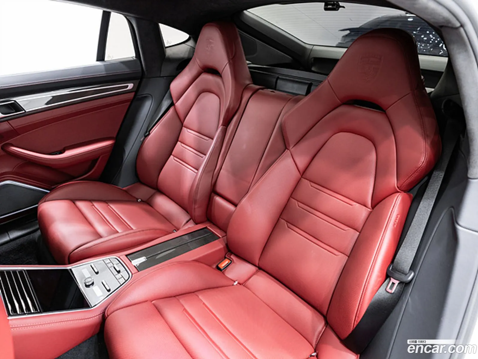 Porsche Panamera 2022 — 4