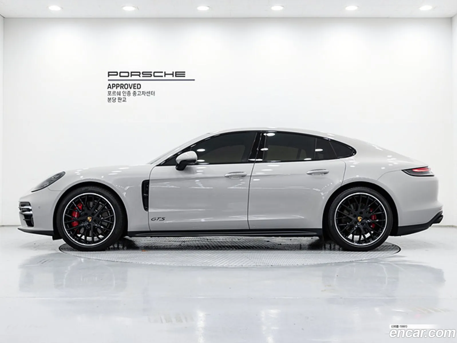 Porsche Panamera 2022 — 2
