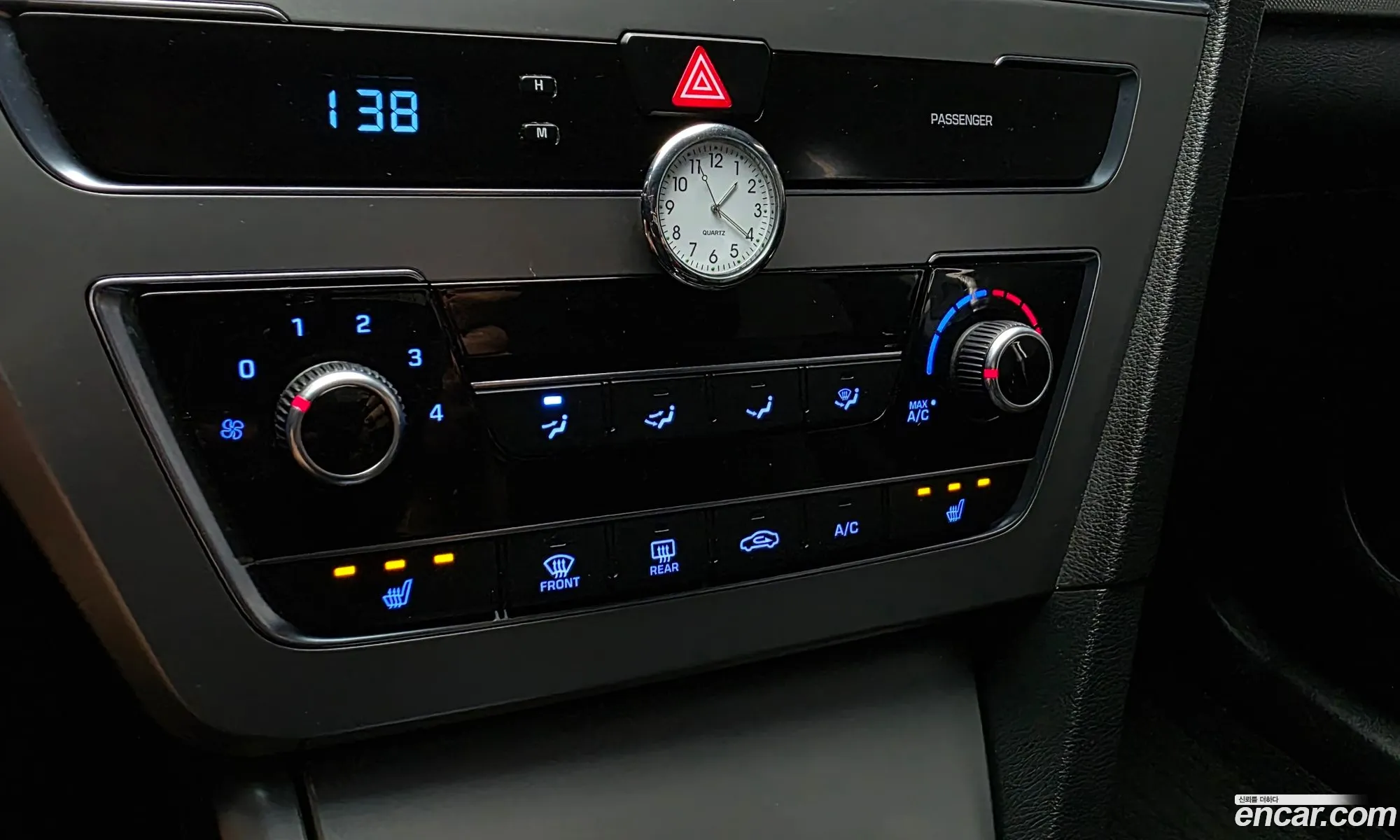 Hyundai LF Sonata 2015 KMHE241CBFA149732 — 19