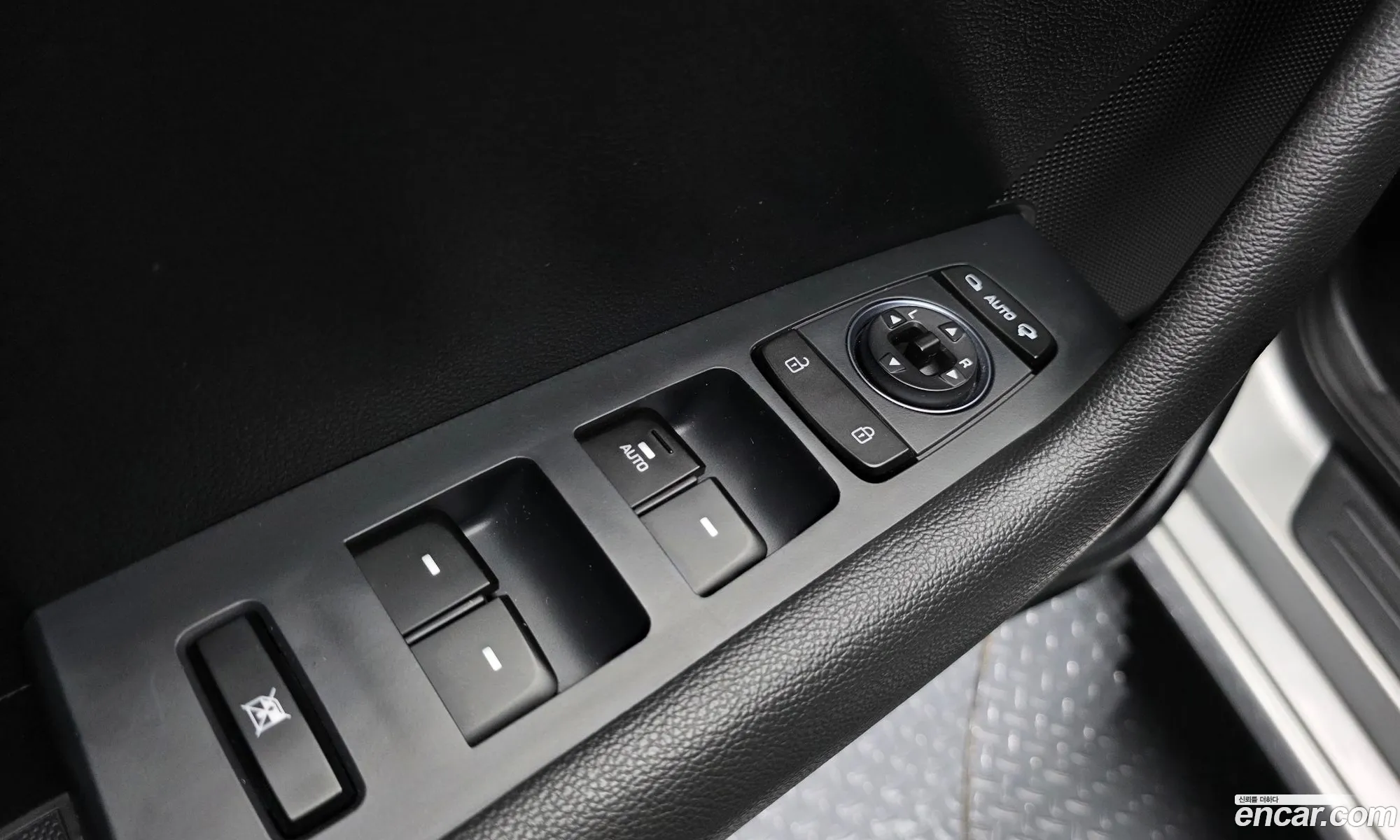 Hyundai LF Sonata 2015 KMHE241CBFA149732 — 15