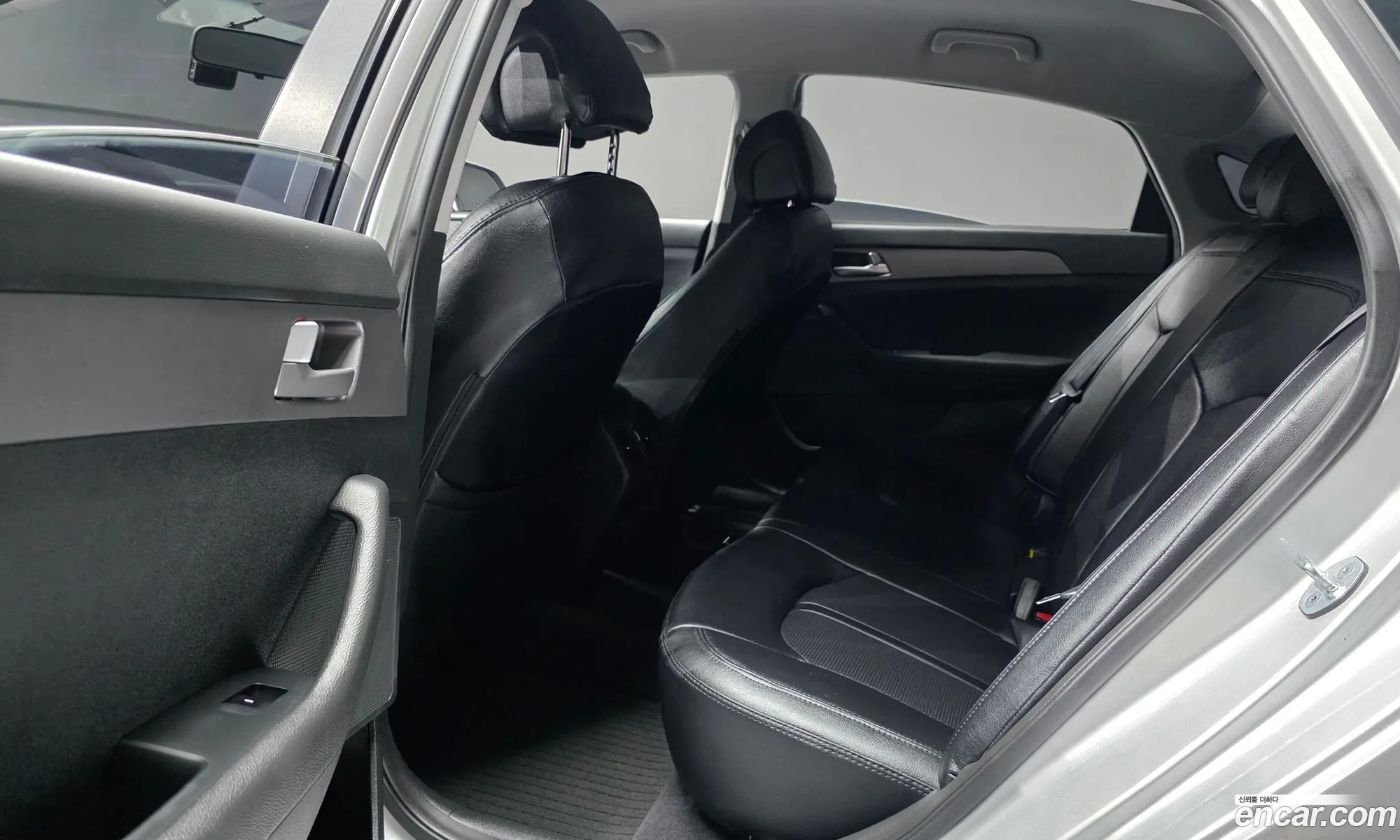 Hyundai LF Sonata 2015 KMHE241CBFA149732 — 18