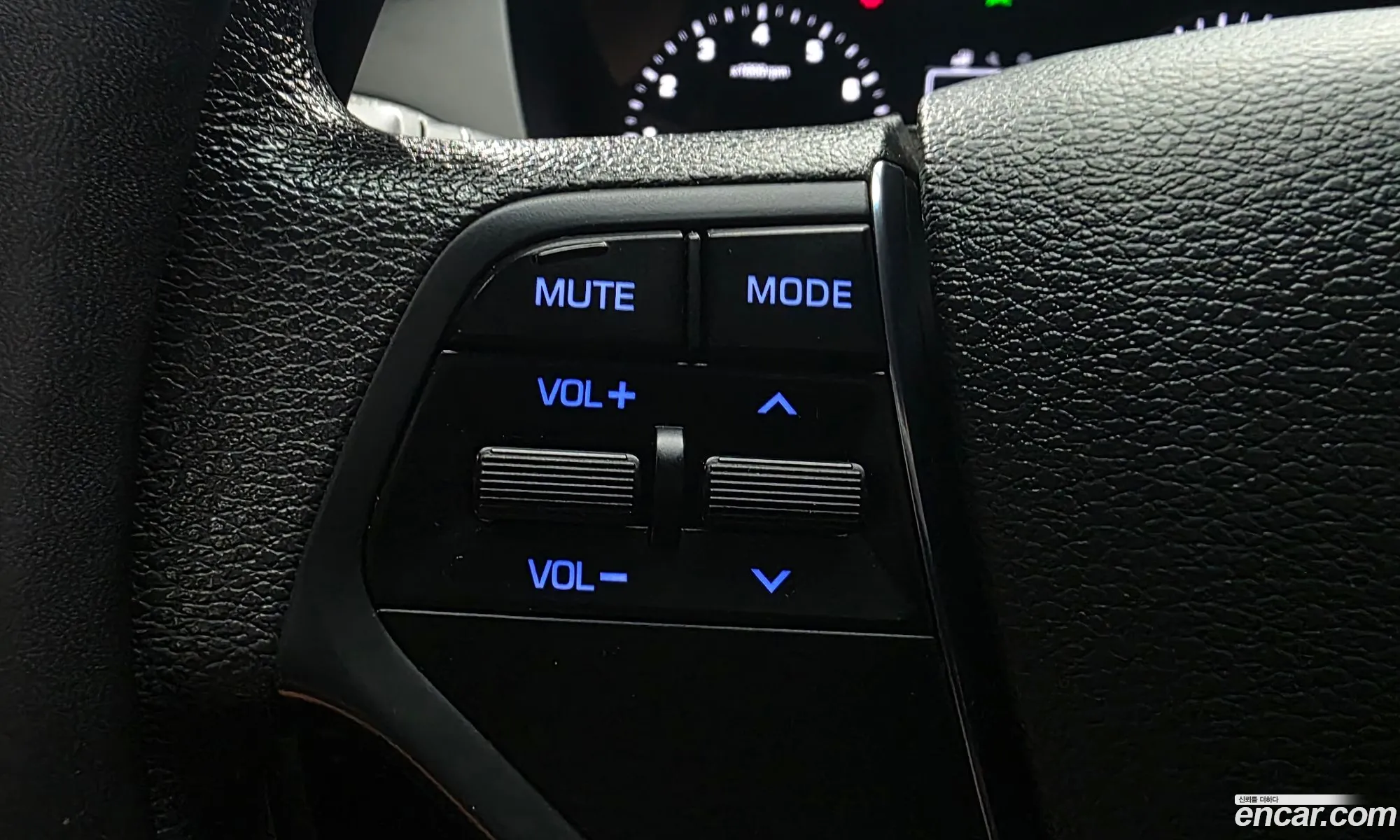 Hyundai LF Sonata 2015 KMHE241CBFA149732 — 4