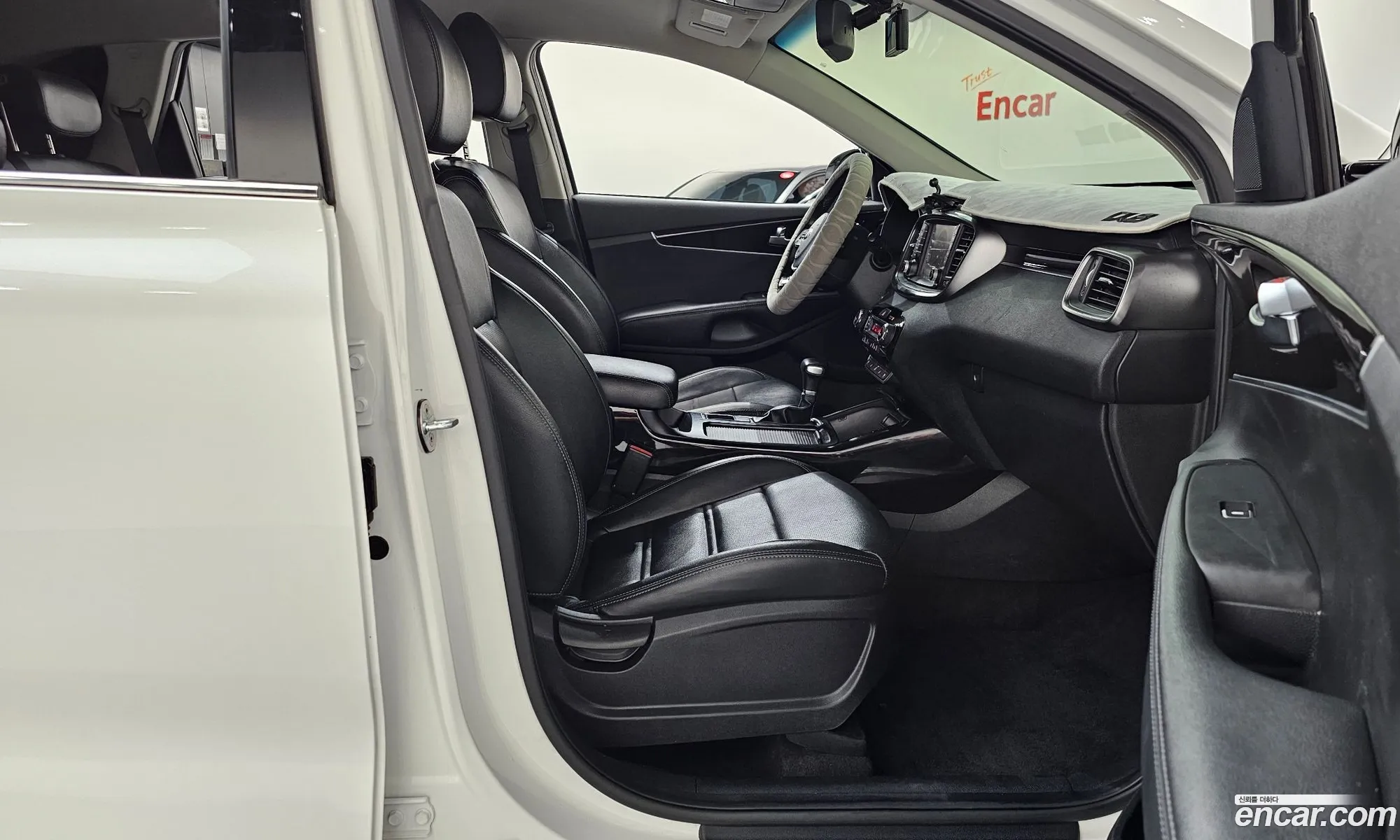 Kia Sorento 2017 KNAPG81ABJA413710 — 2