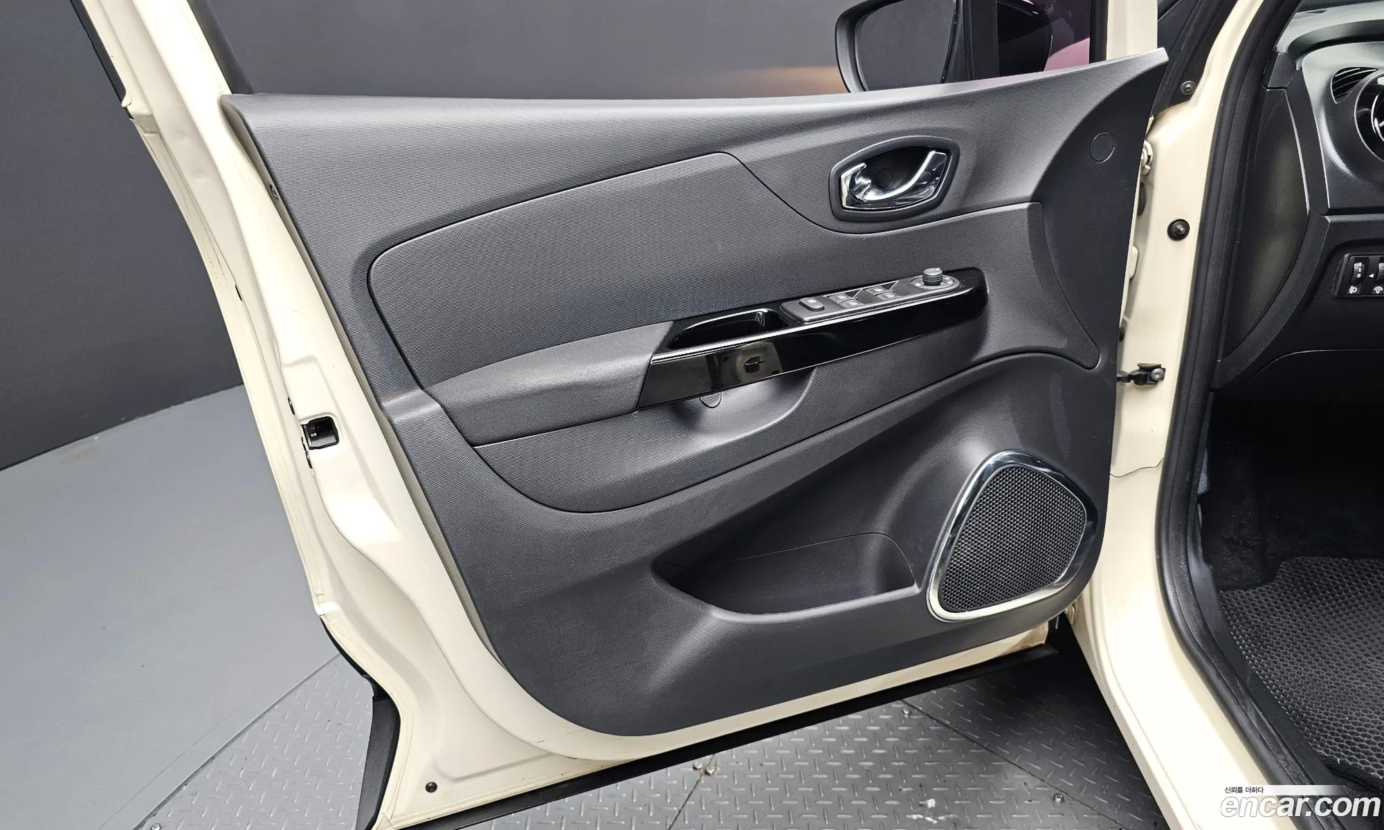 Renault Korea (Samsung) QM3 2015 — 7