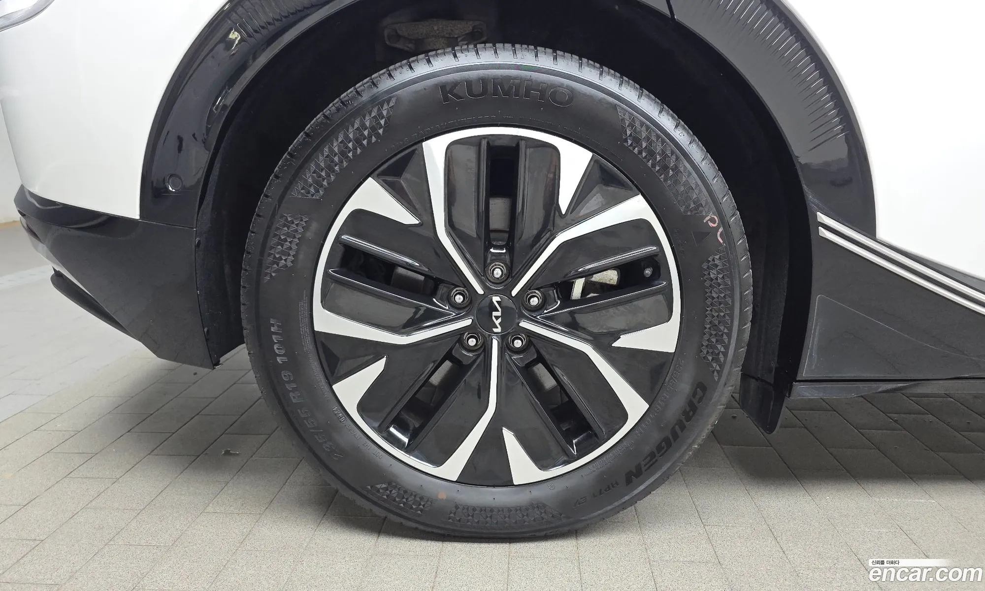 Kia EV6 2024 KNAC381AFRA207581 — 15