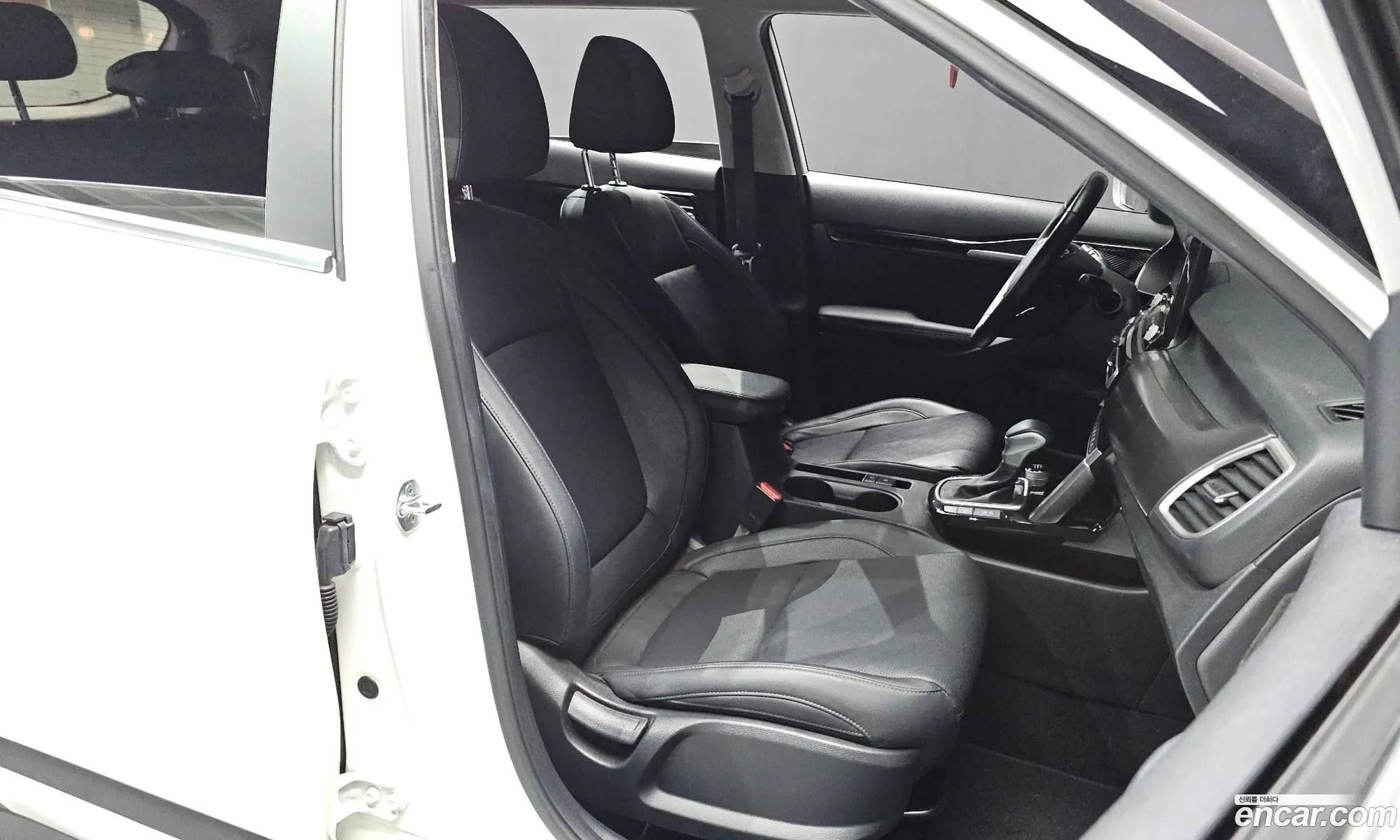 Kia Seltos 2022 KNAET812GPK339685 — 12
