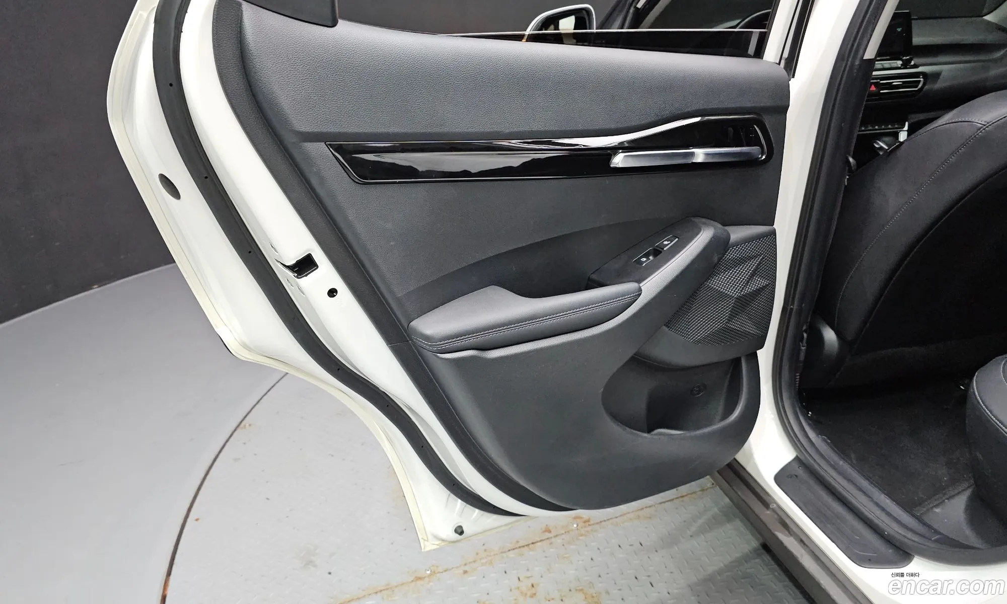 Kia Seltos 2022 KNAET812GPK339685 — 29