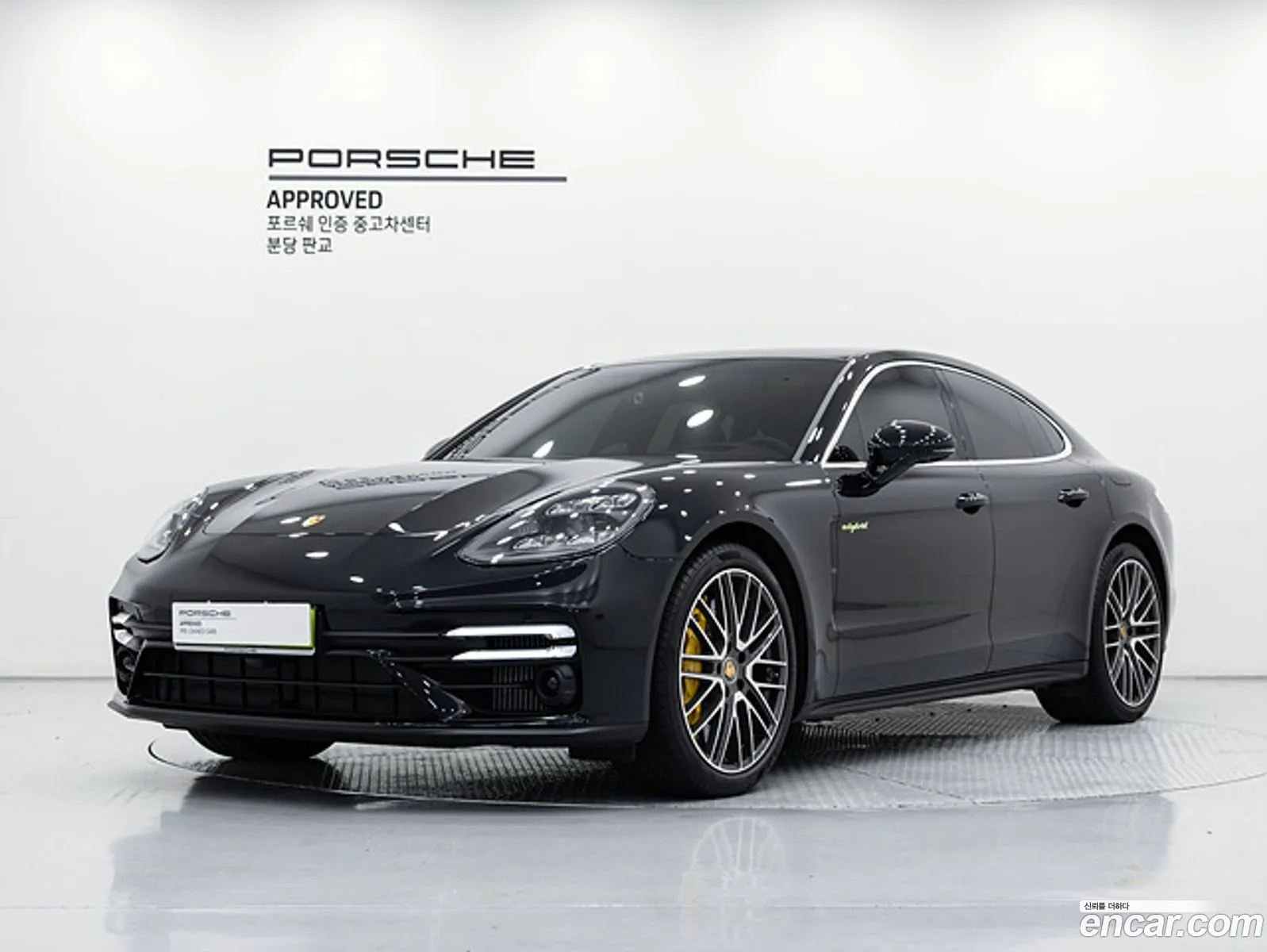 Porsche Panamera 2023 — 16