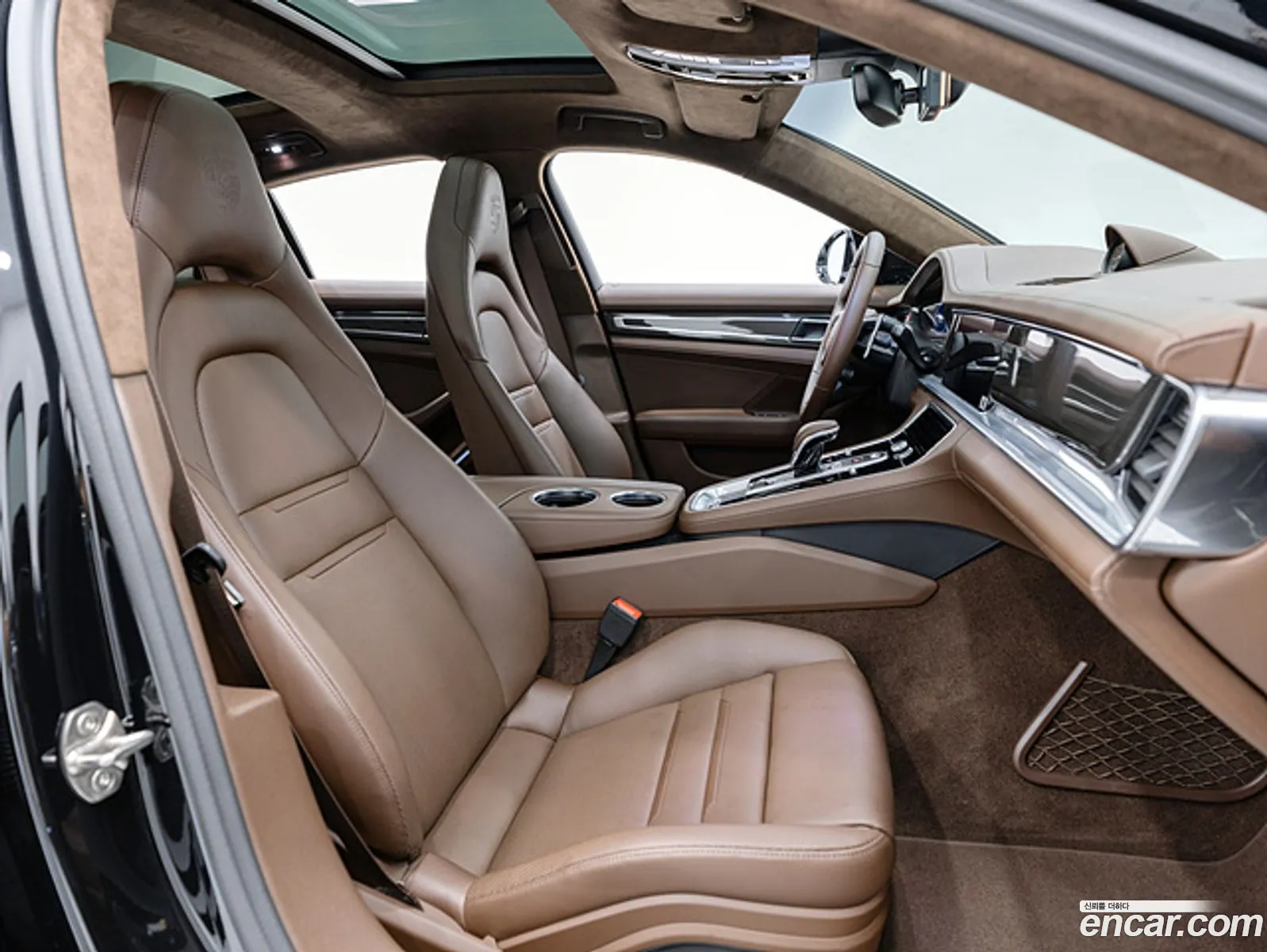 Porsche Panamera 2023 — 11