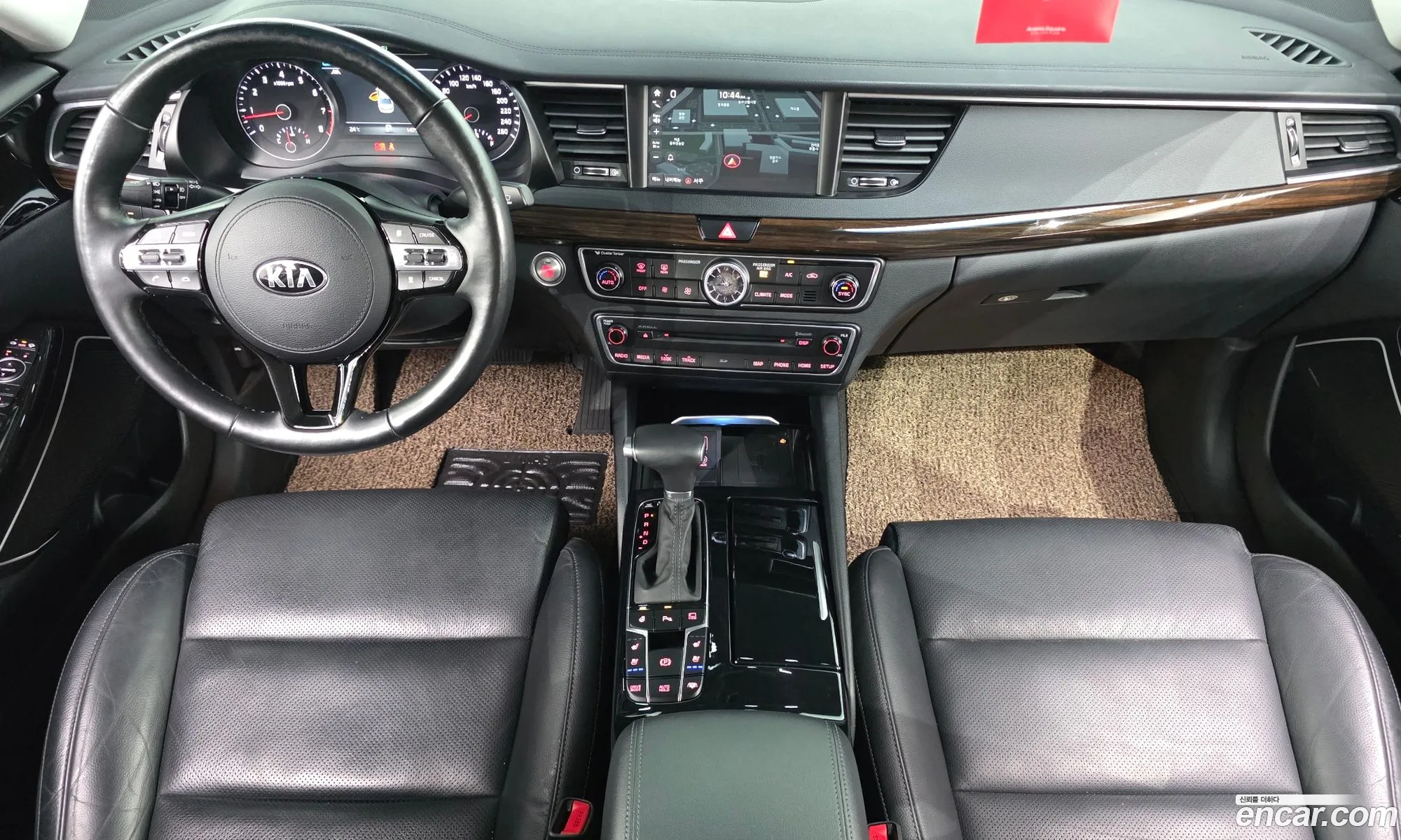 Kia K7 2018 KNALD418BJA146949 — 16