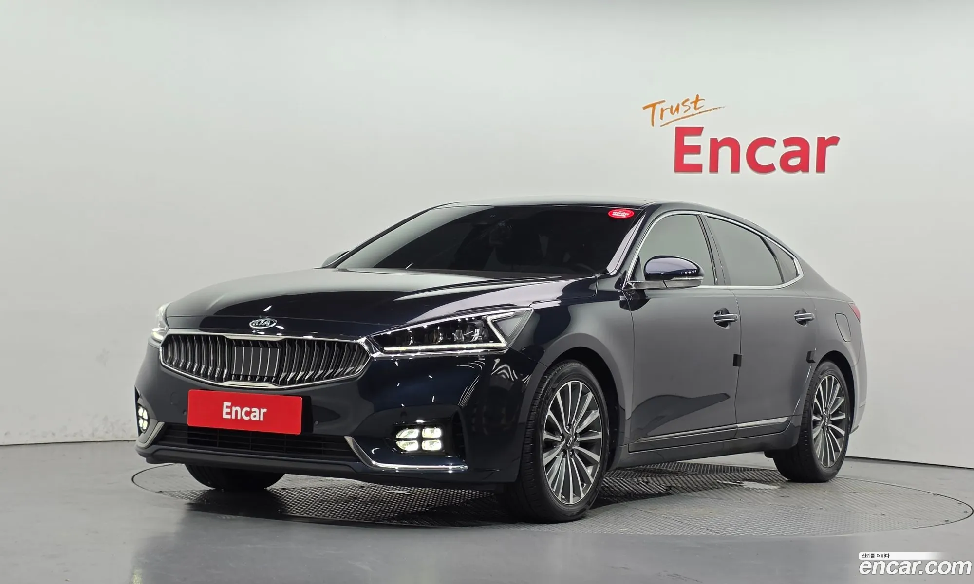 Kia K7 2018 KNALD418BJA146949 — 32