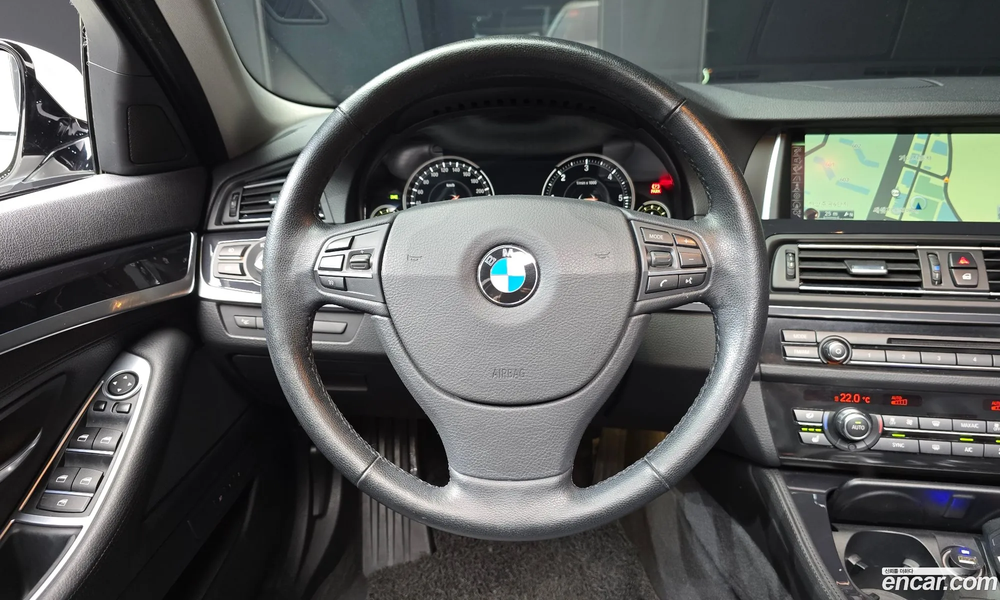 BMW 5 Series 2016 WBA5E5100GG074228 — 17