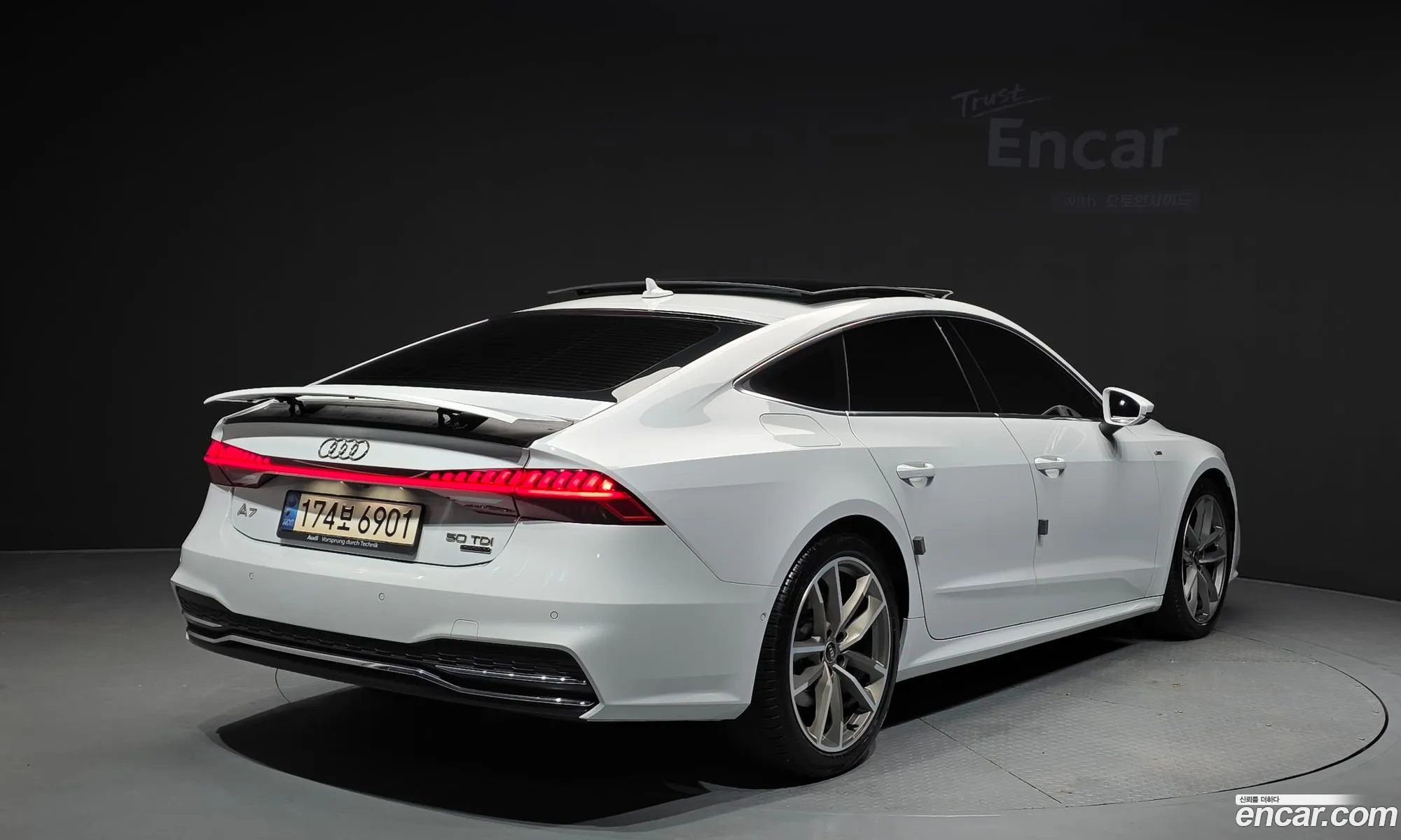 Audi A7 2021 WAUZZZF23MN017388 — 25