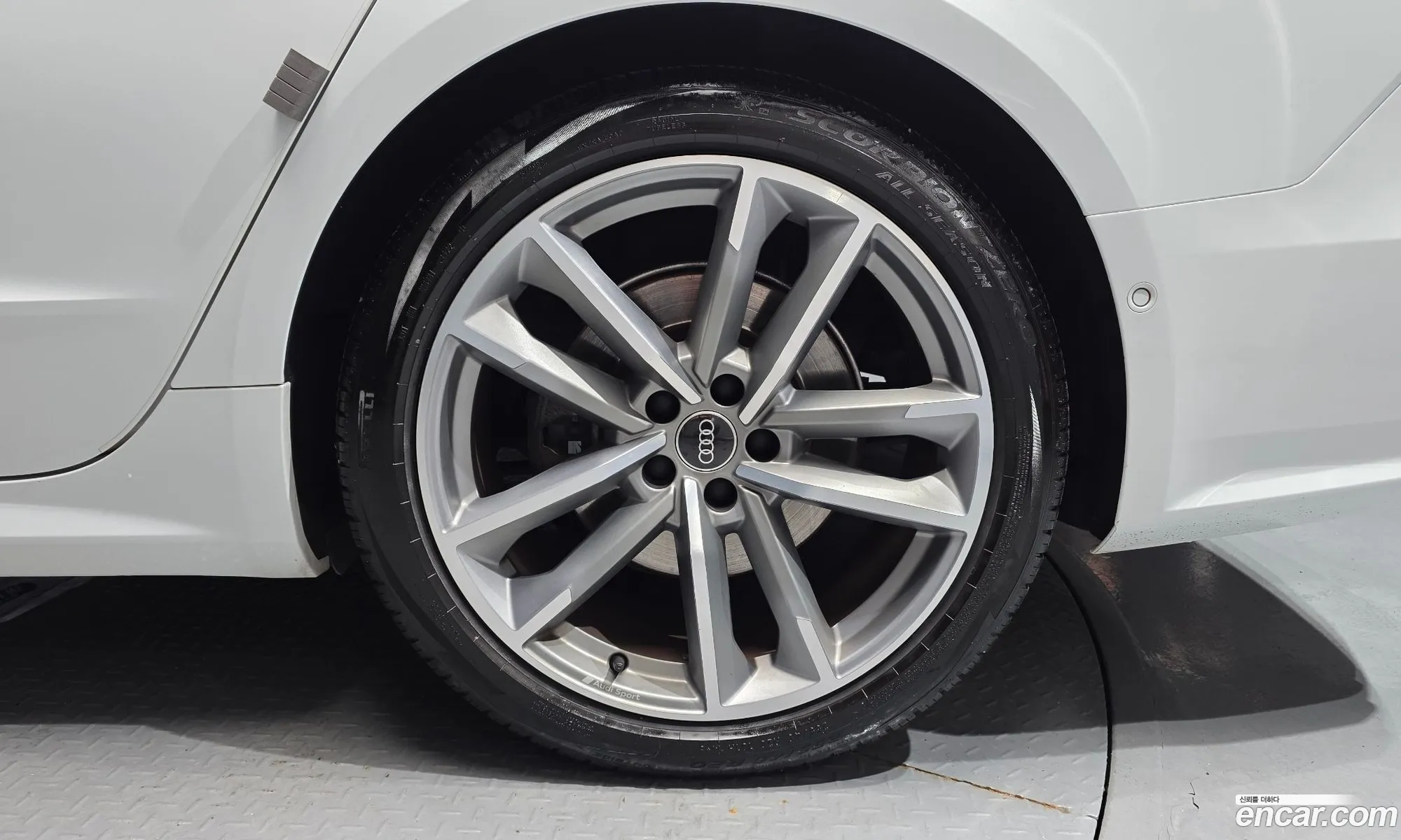 Audi A7 2021 WAUZZZF23MN017388 — 14