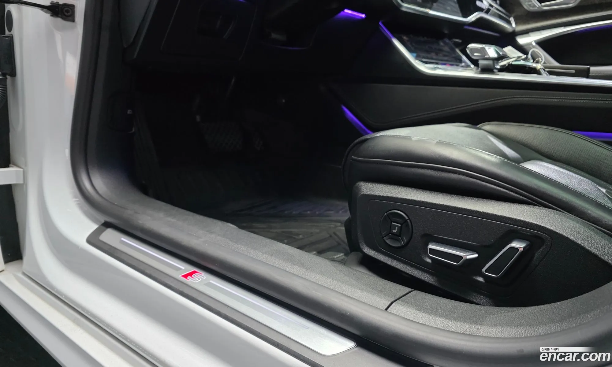 Audi A7 2021 WAUZZZF23MN017388 — 30
