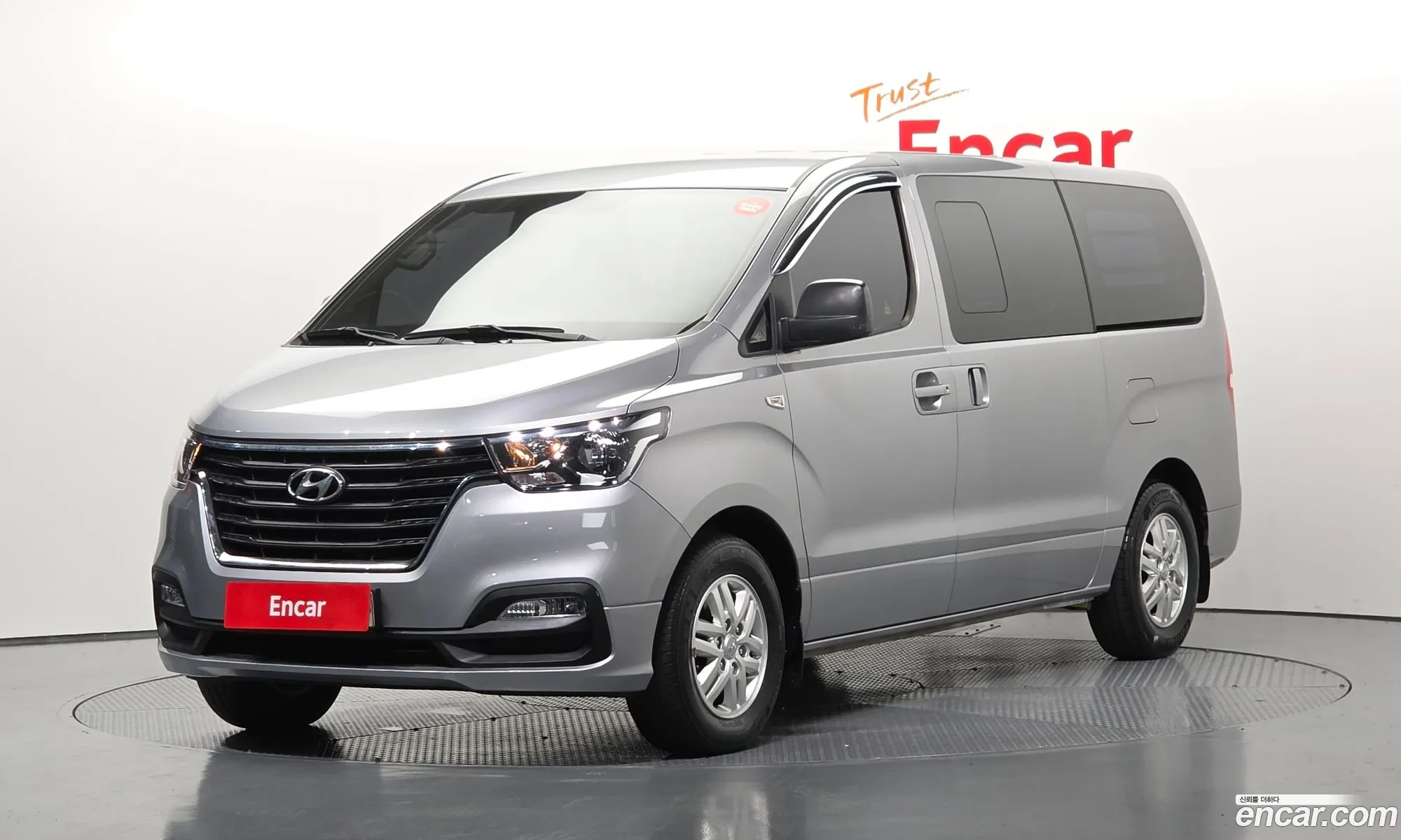 Hyundai Grand Starex 2021 — 11
