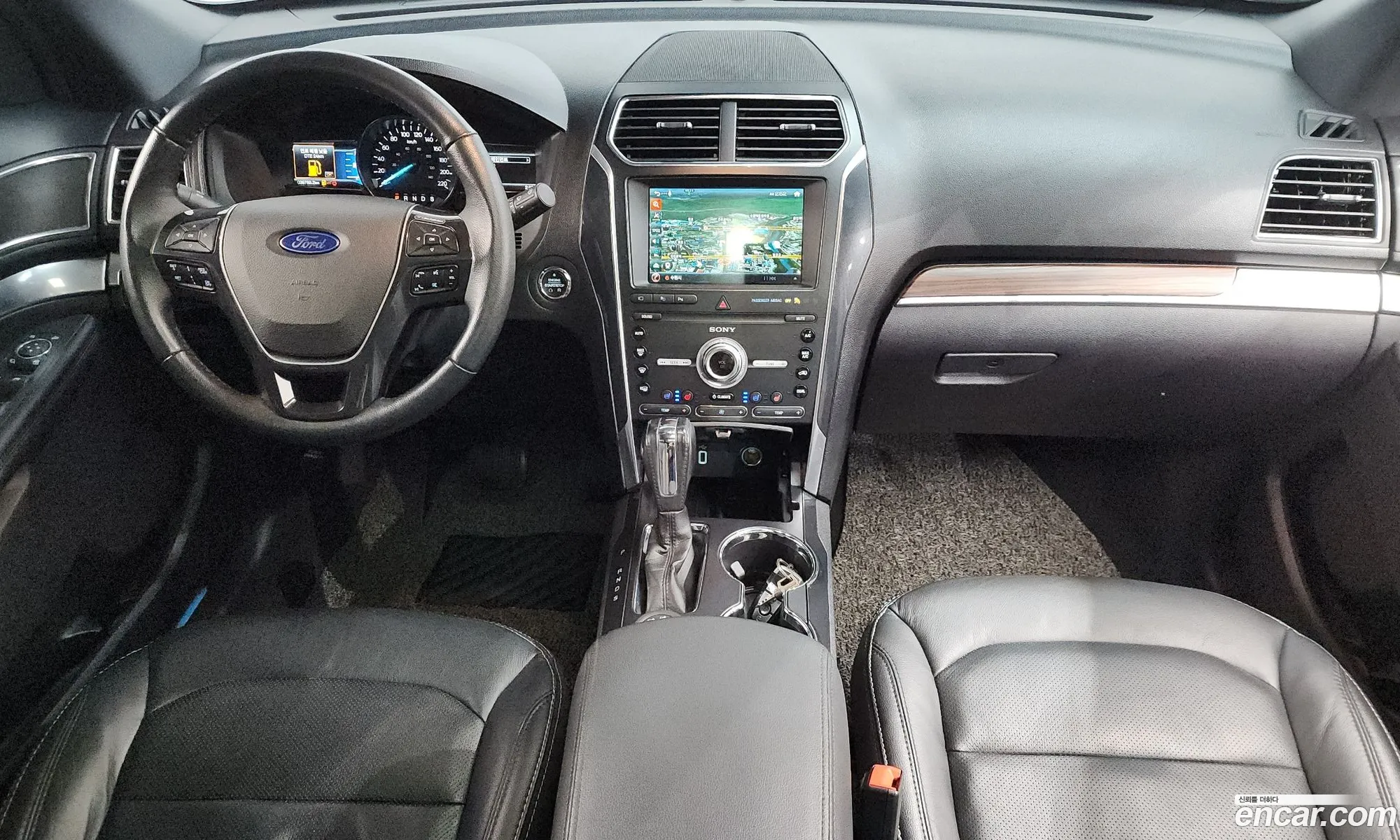 Ford Explorer 2019 — 4