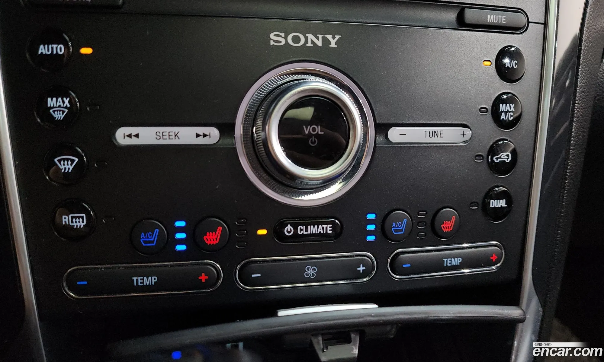 Ford Explorer 2019 — 30