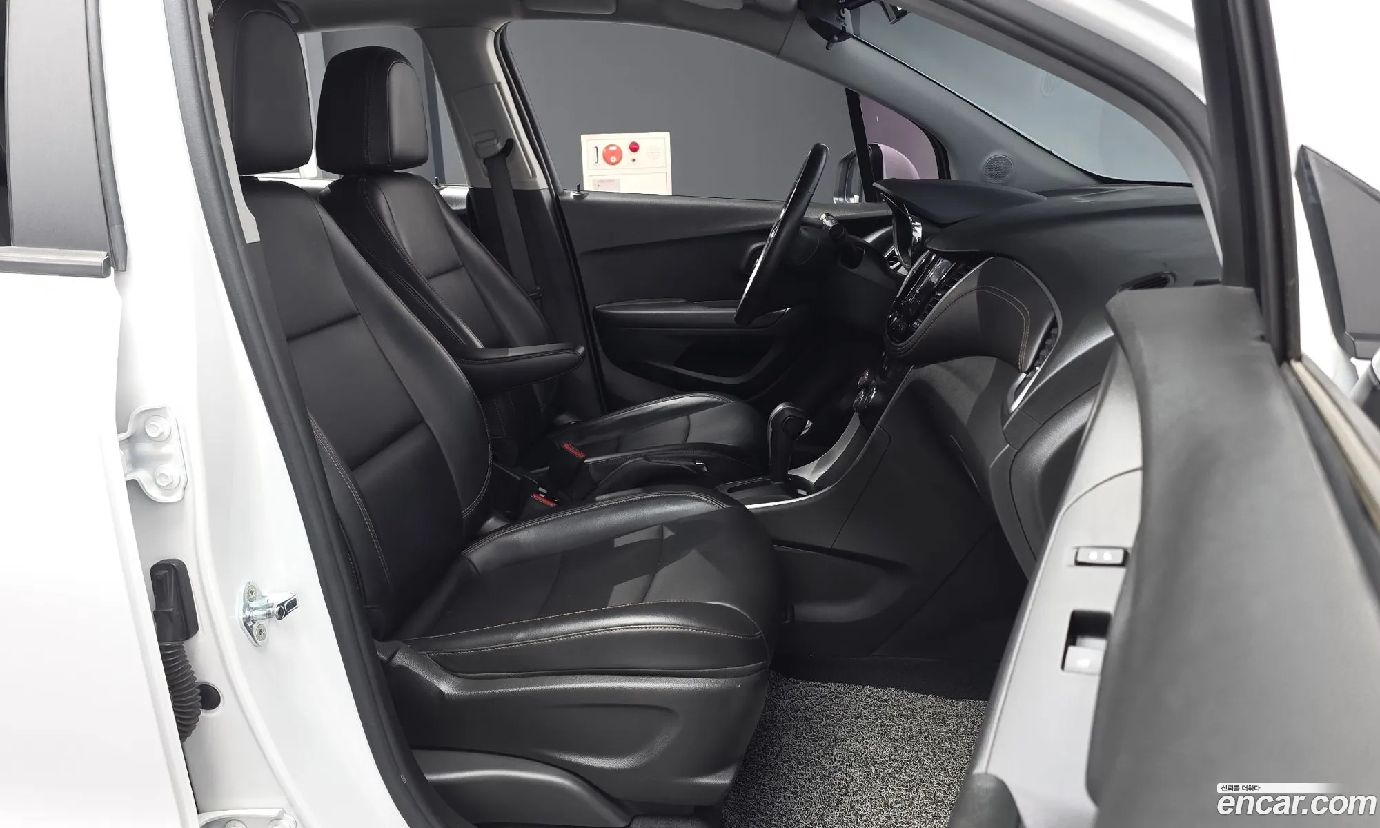 Chevrolet (GM Daewoo) Trax 2021 KLABA76BDMB334467 — 13