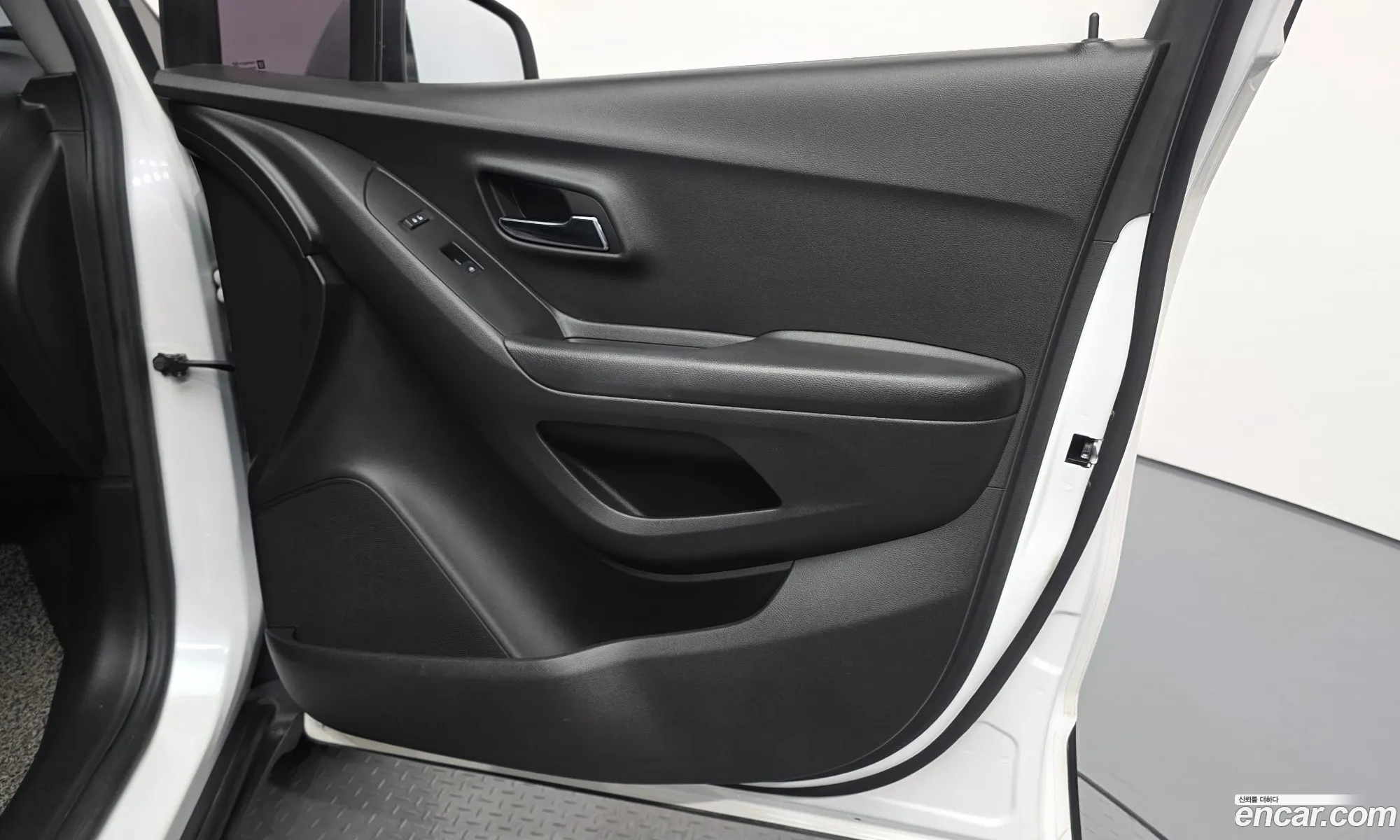 Chevrolet (GM Daewoo) Trax 2021 KLABA76BDMB334467 — 14