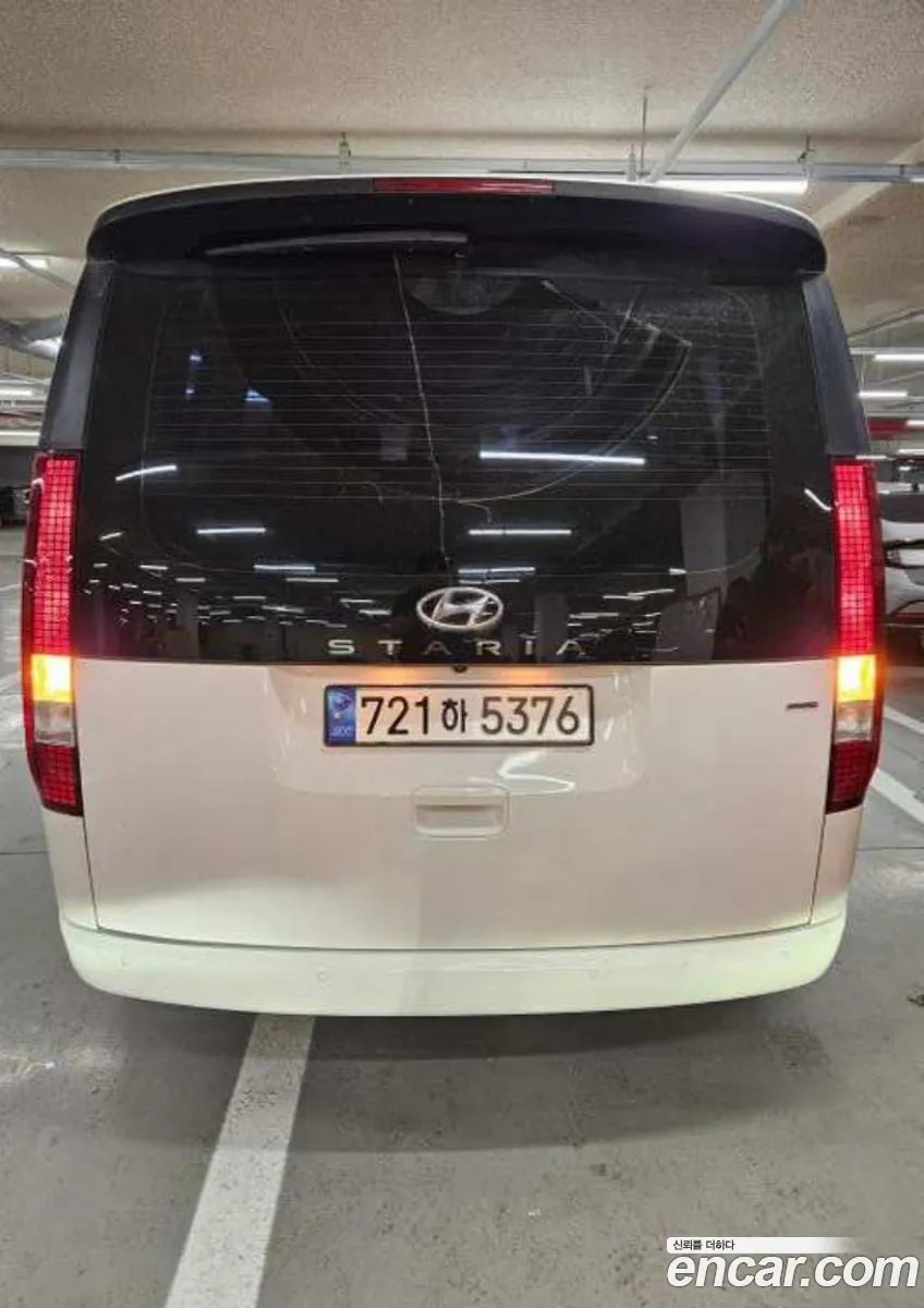 Hyundai Staria 2023 — 13