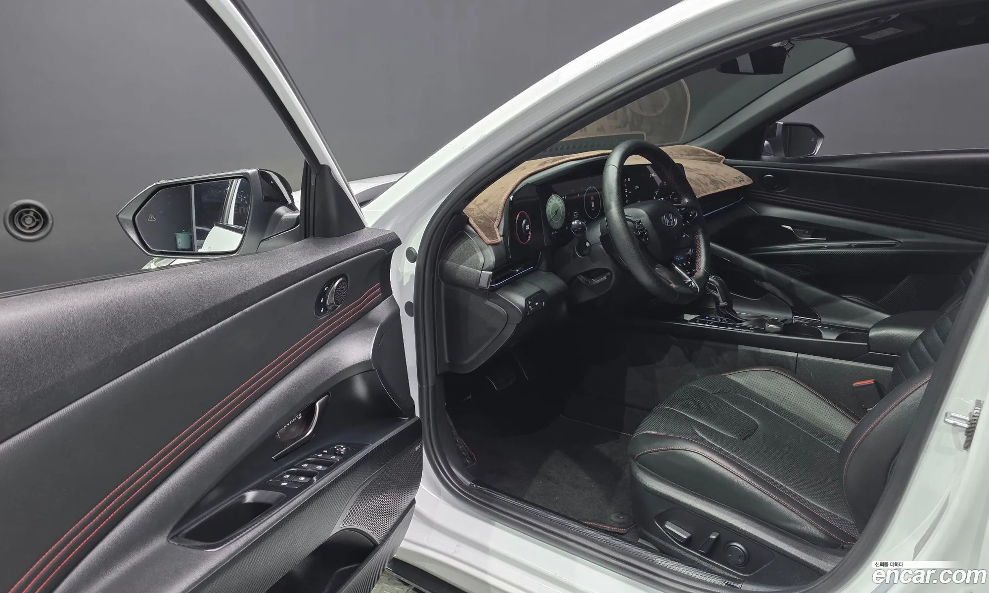 Hyundai Elantra 2021 — 5