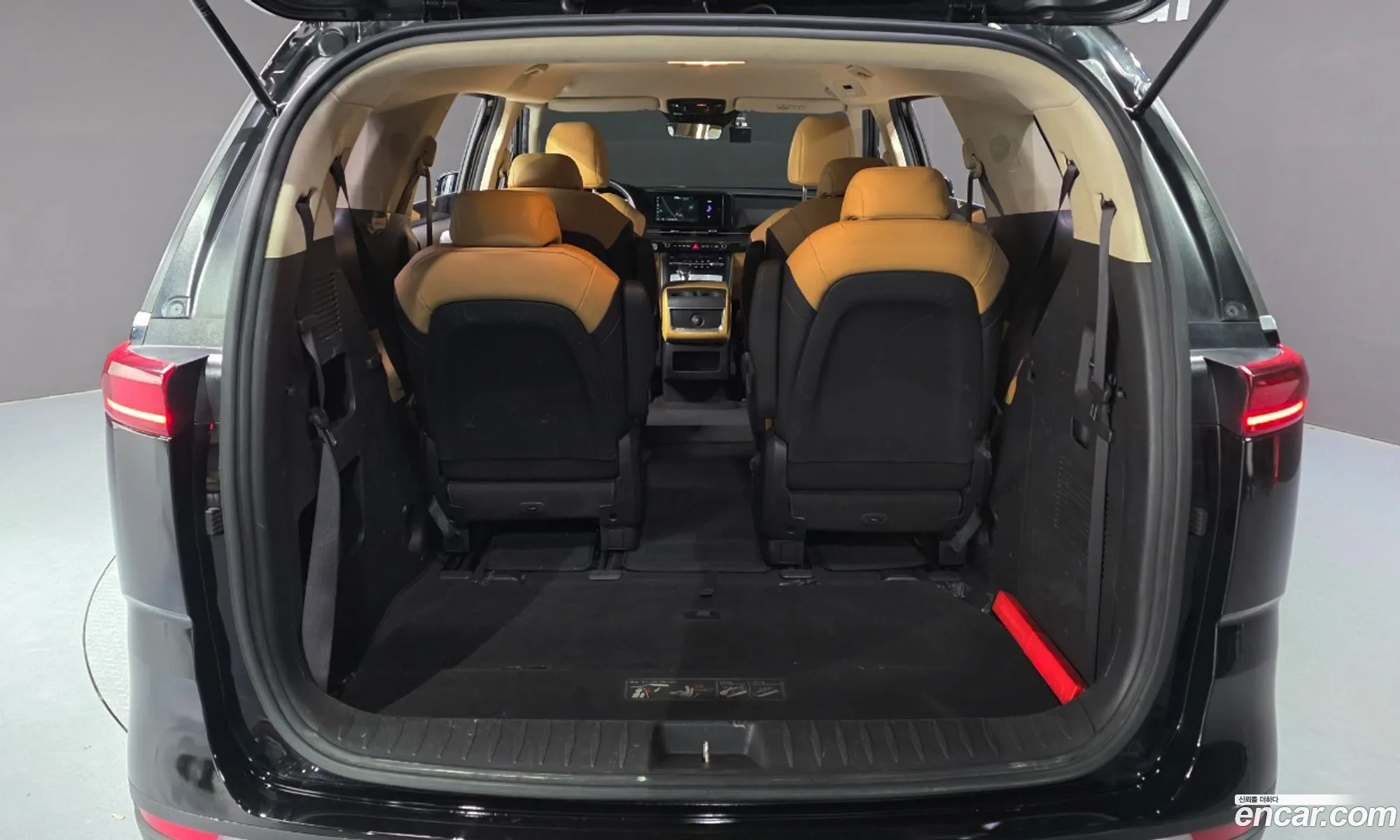 Kia Carnival 2022 KNANB813BPS259603 — 28