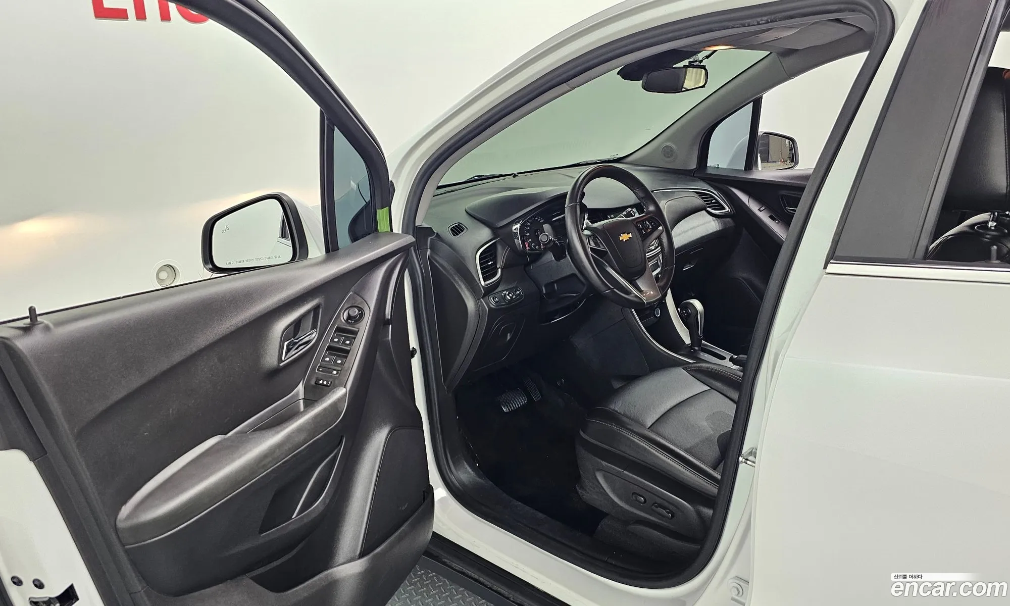 Chevrolet (GM Daewoo) Trax 2017 KLABA76BDHB178095 — 27