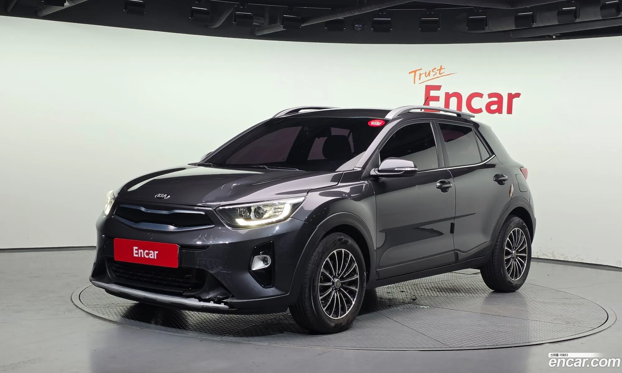 Kia Stonic 2018 KNADE815GJS174687 — 9