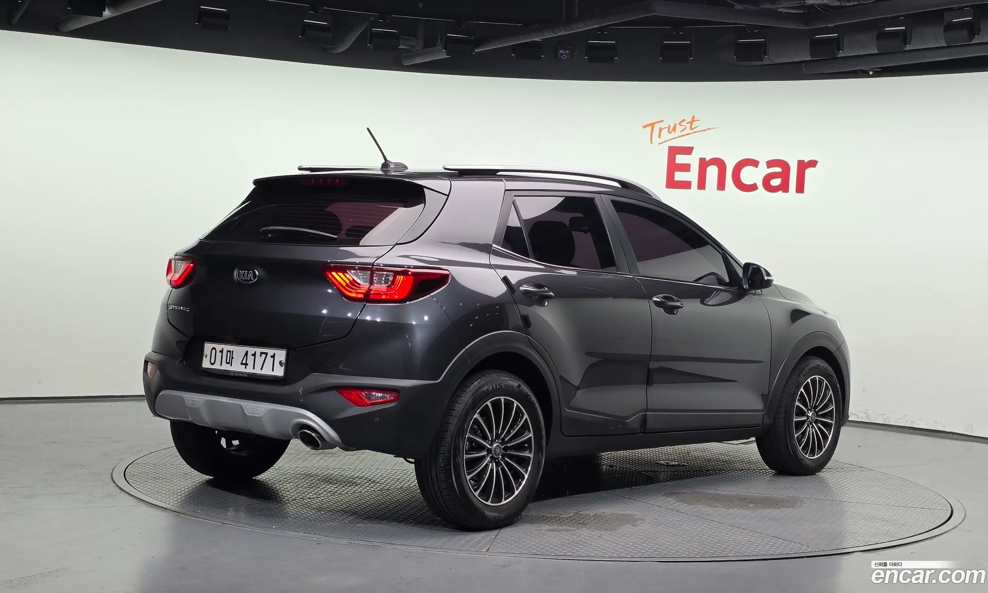 Kia Stonic 2018 KNADE815GJS174687 — 7