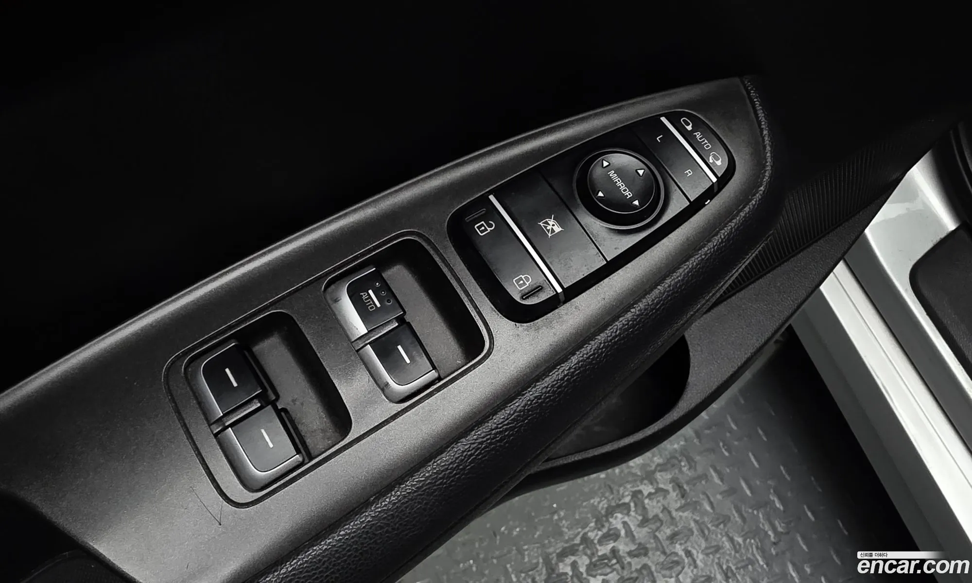 Kia K5 2018 — 18