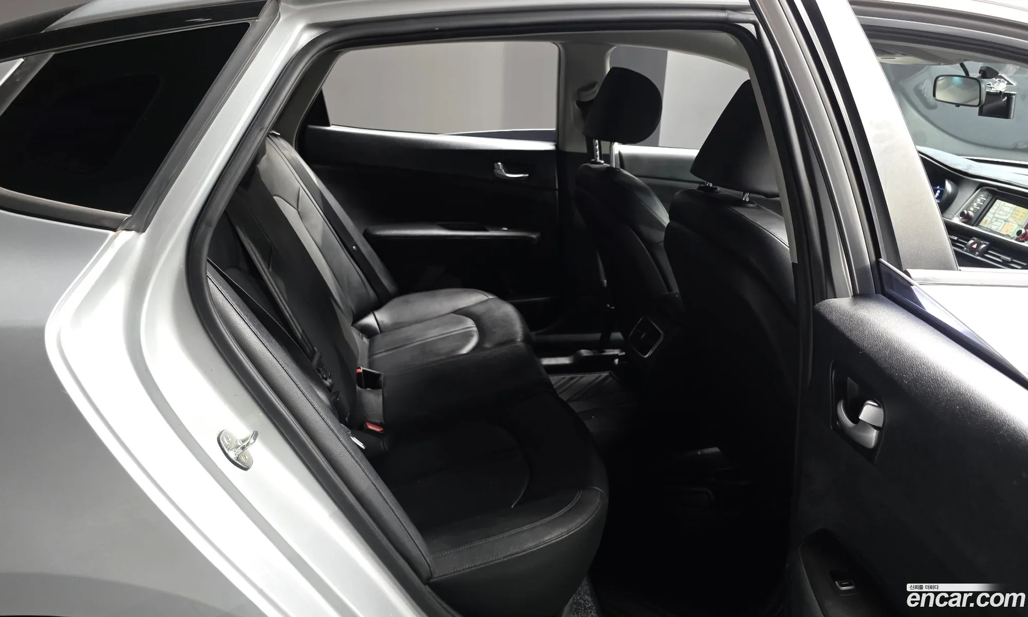 Kia K5 2018 — 17