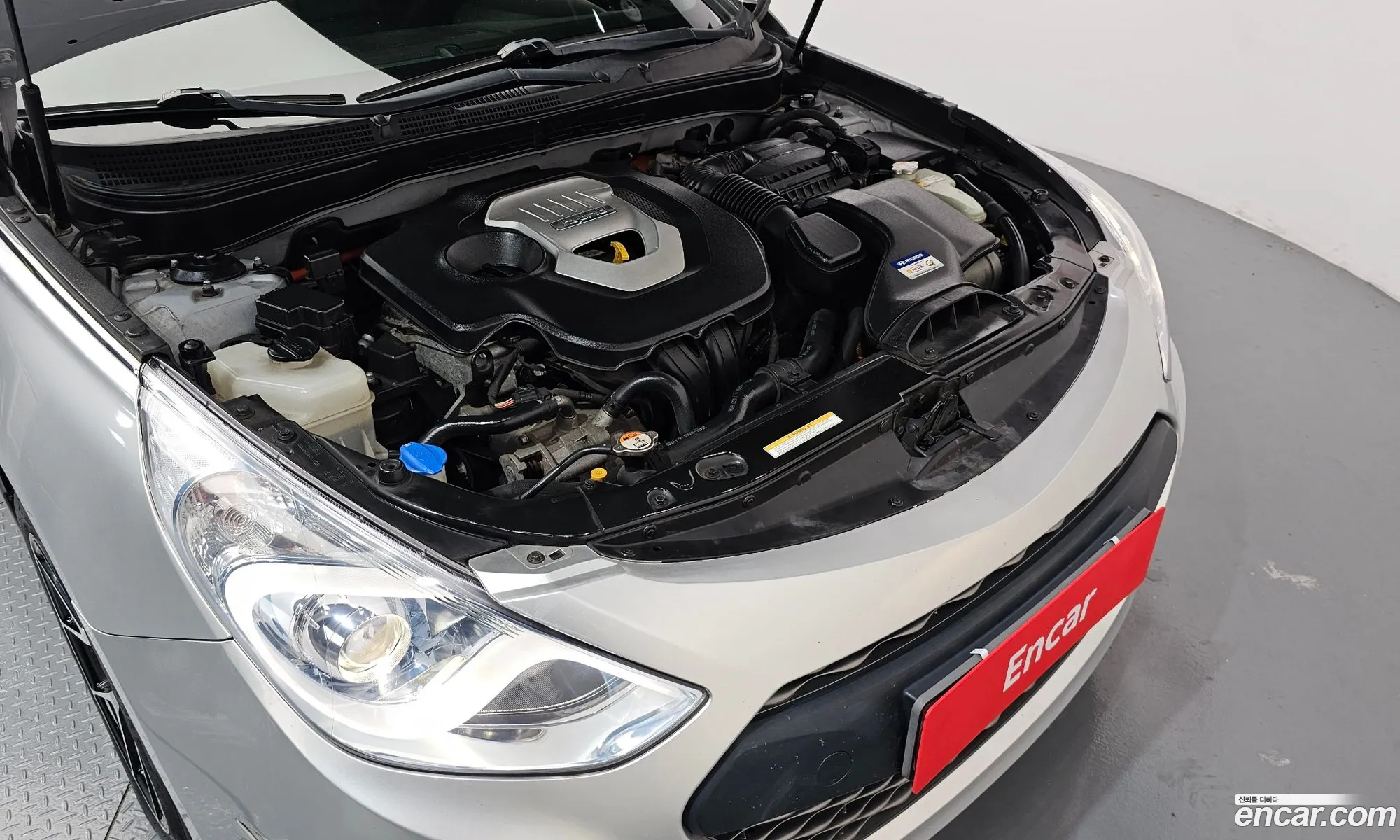 Hyundai Sonata Hybrid 2011 KMHEC415BCA009377 — 9