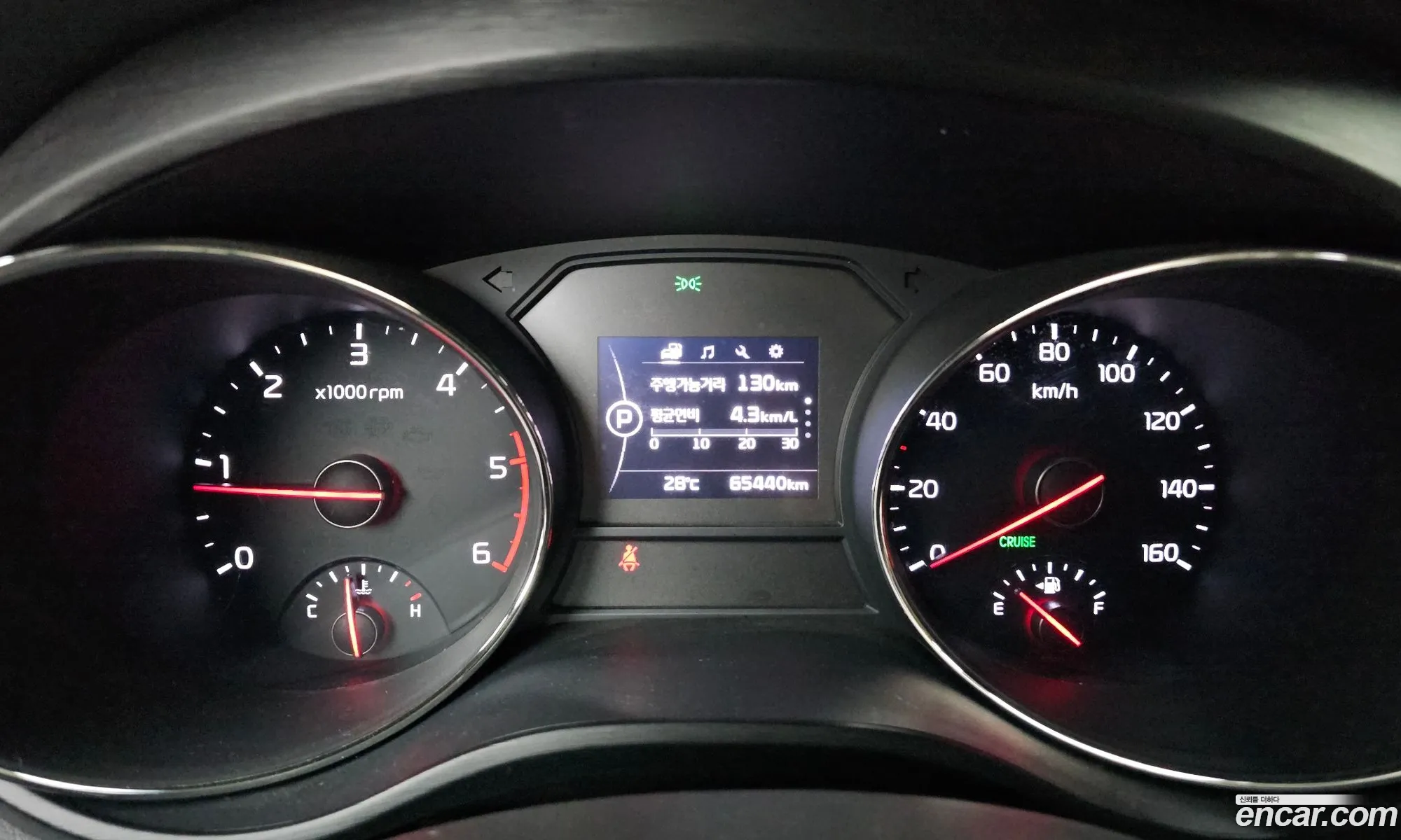 Kia Carnival 2017 KNHMF37ABHS300818 — 23