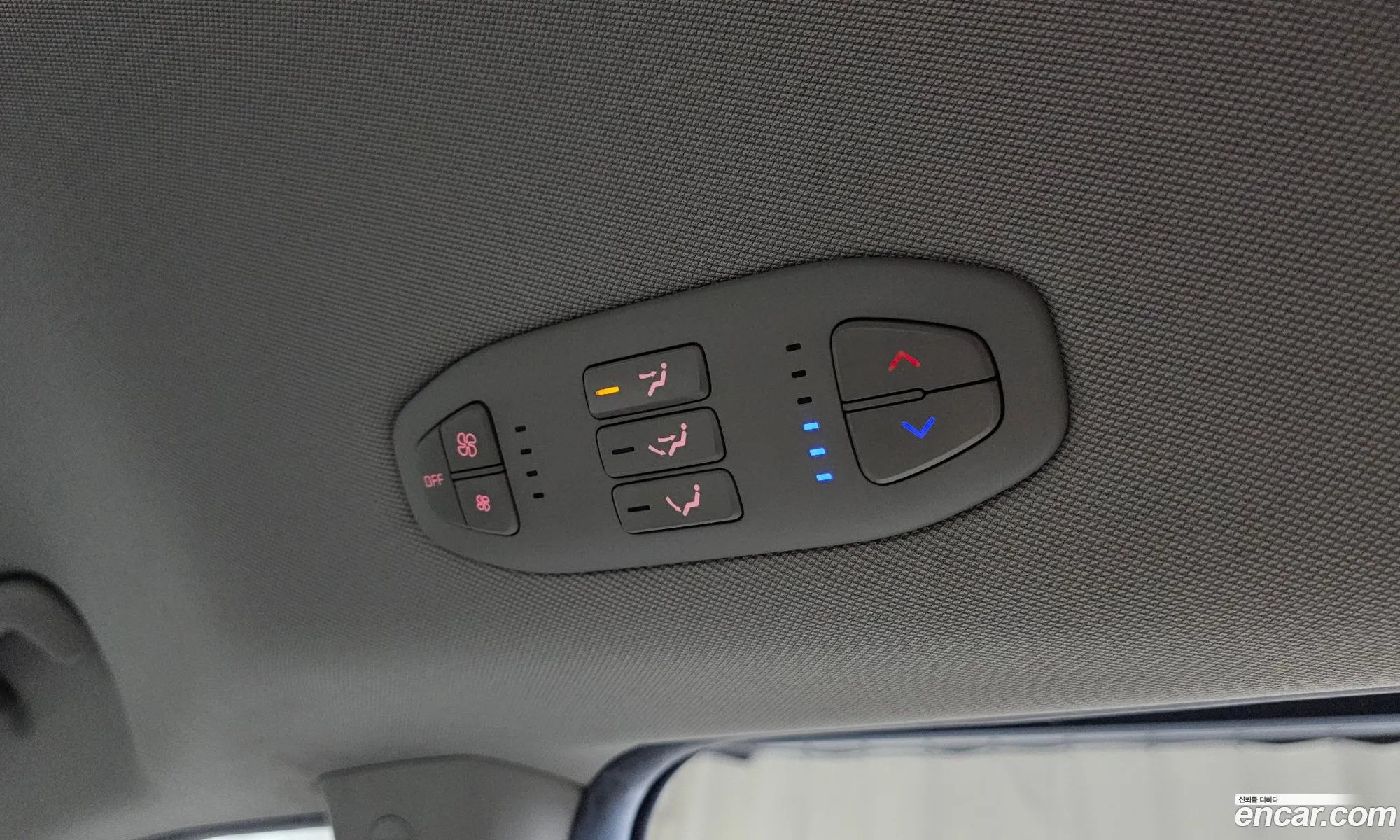 Kia Carnival 2017 KNHMF37ABHS300818 — 28