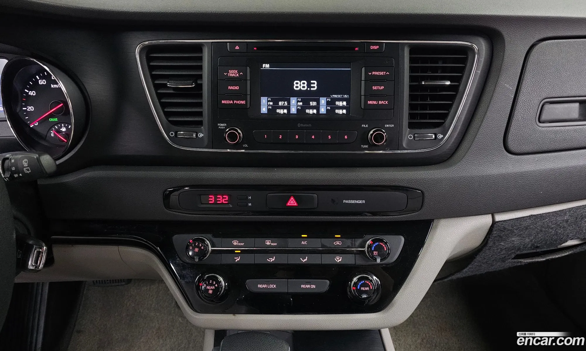 Kia Carnival 2017 KNHMF37ABHS300818 — 25