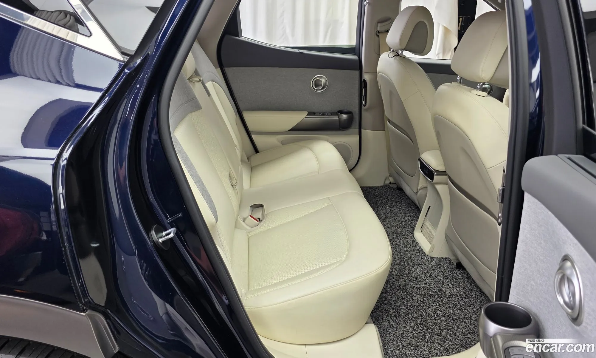 Genesis GV60