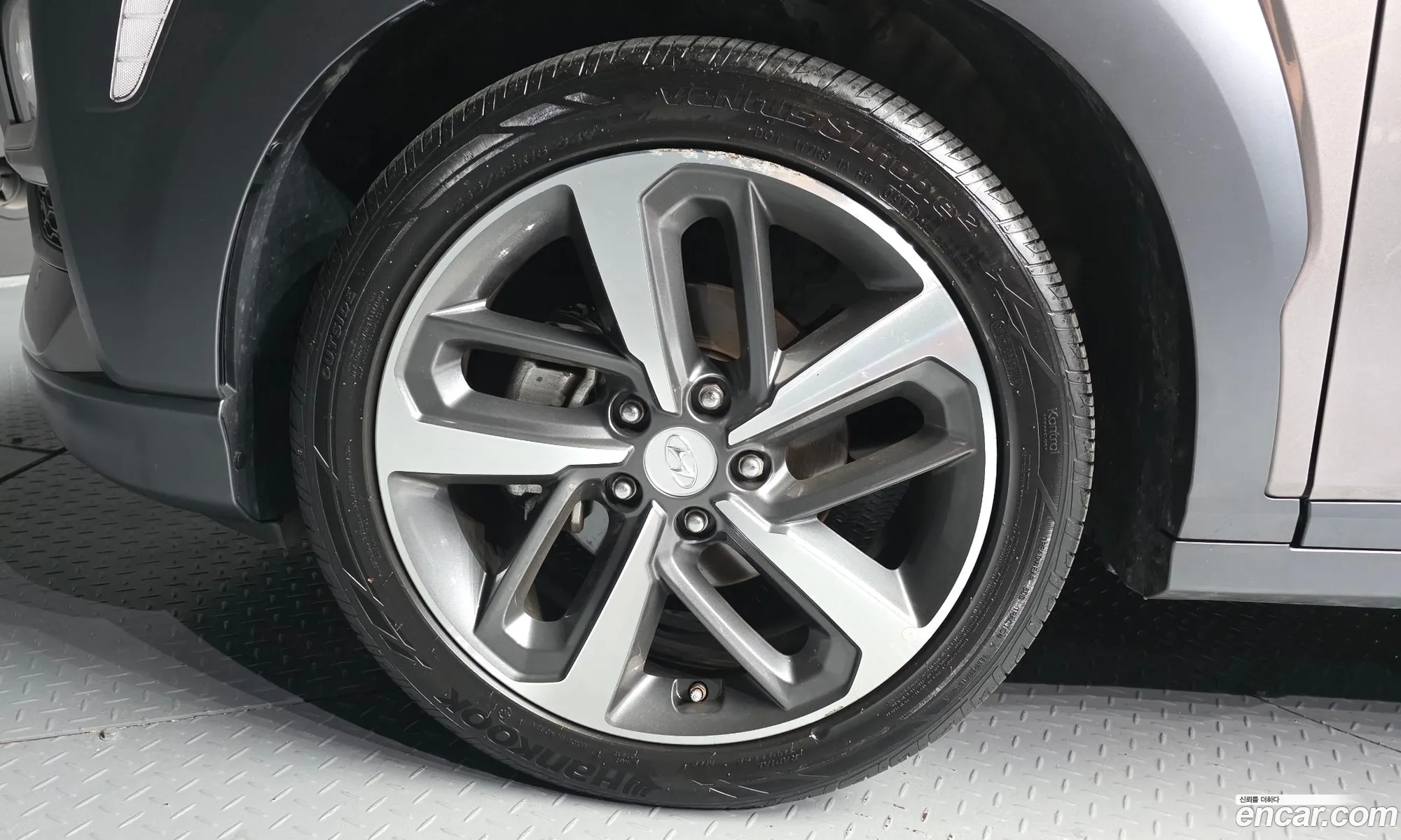Hyundai Kona 2018 — 17