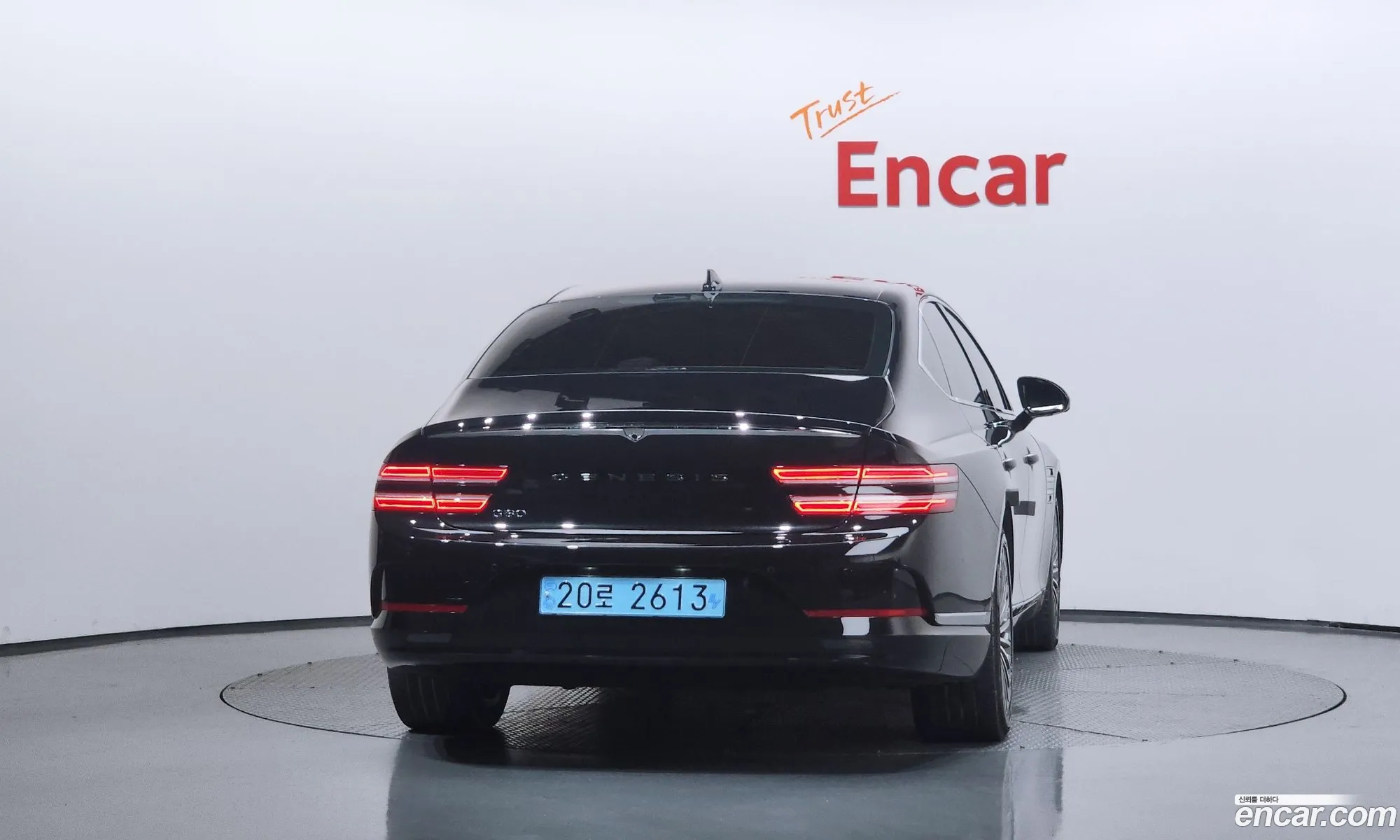 Genesis Electrified G80 2022 — 18