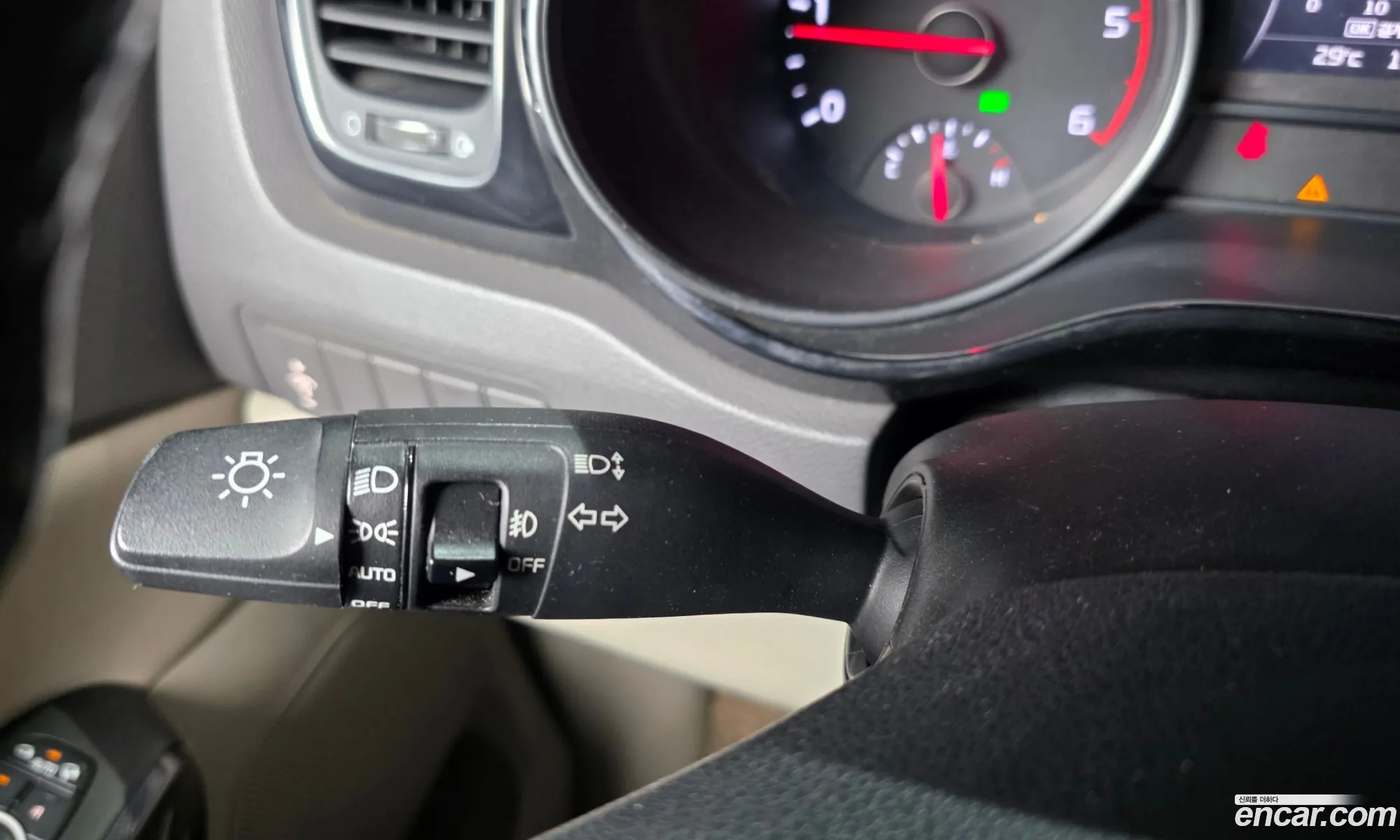 Kia Carnival 2015 — 18