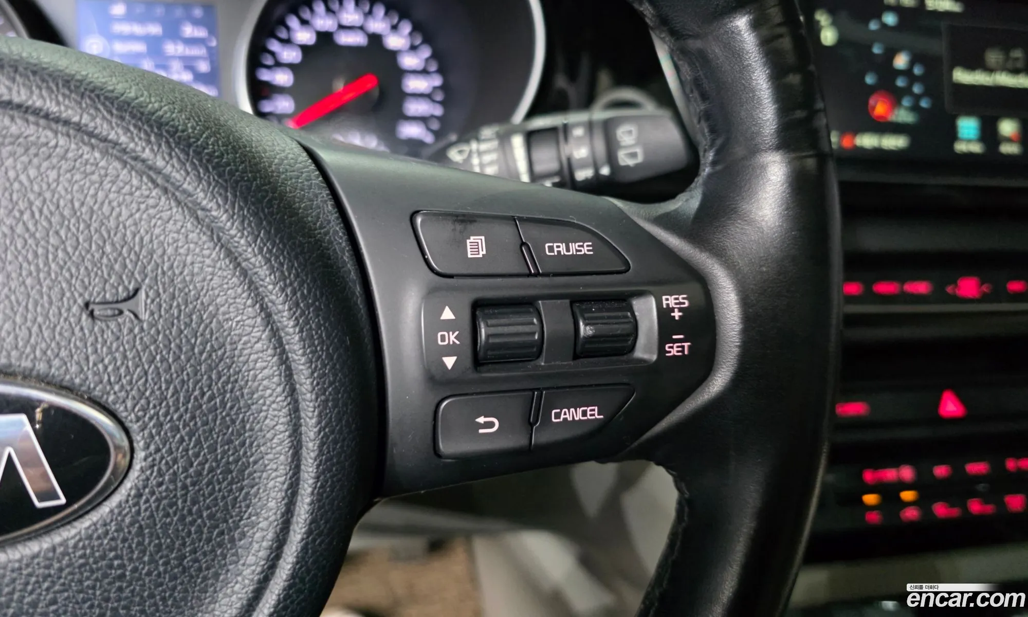 Kia Carnival 2015 — 8