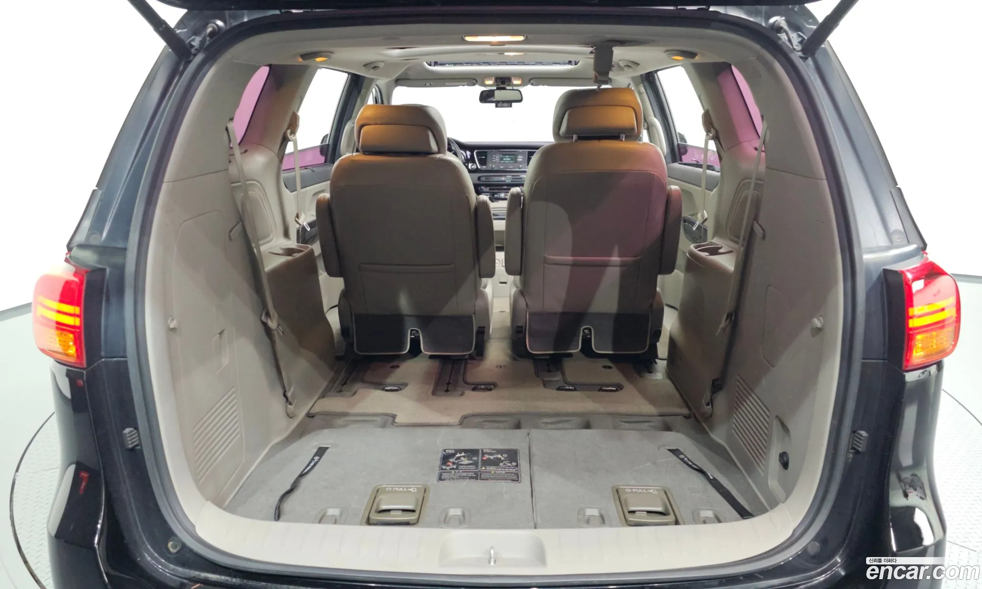 Kia Carnival 2016 KNAMB81ABGS192887 — 11