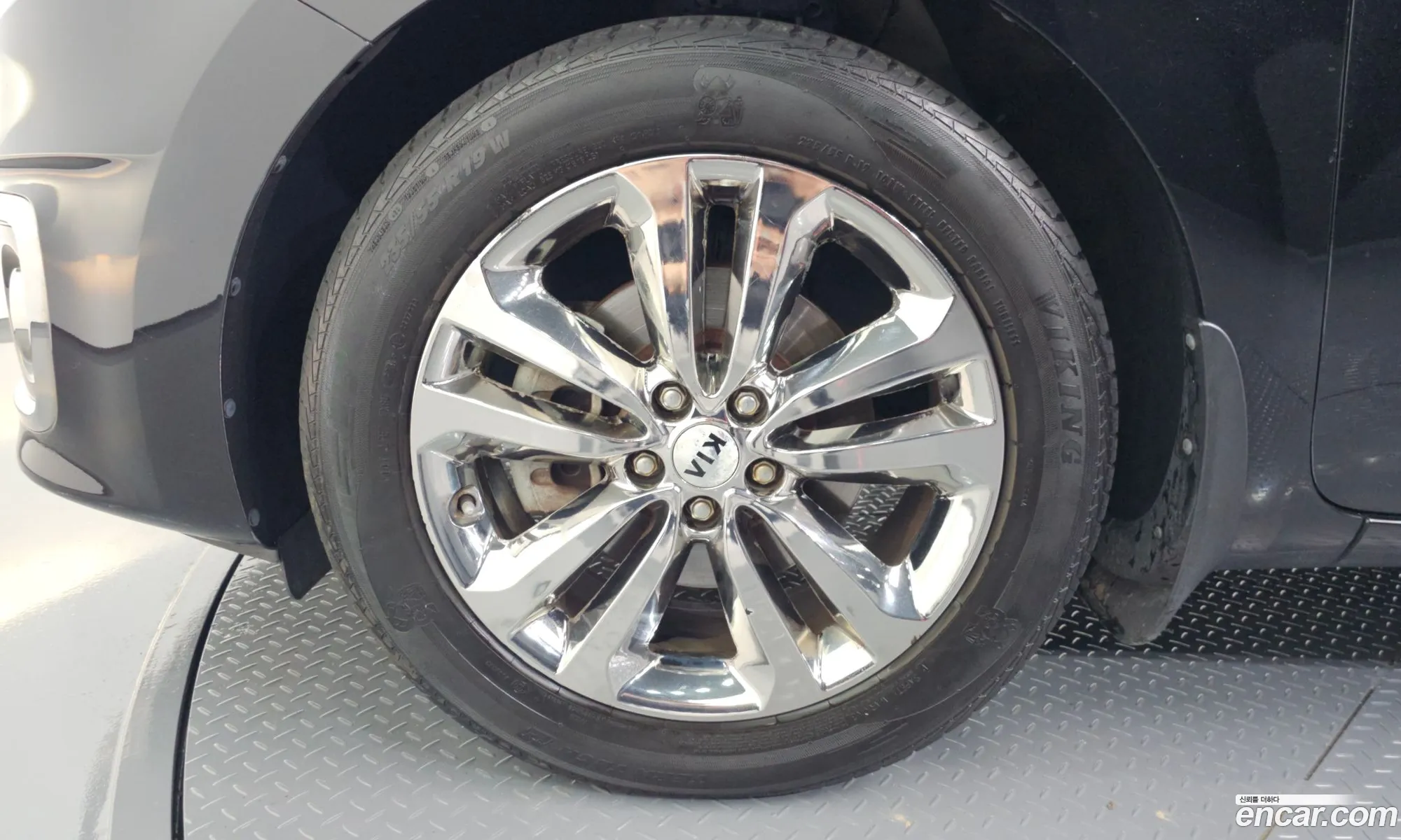 Kia Carnival 2016 KNAMB81ABGS192887 — 17