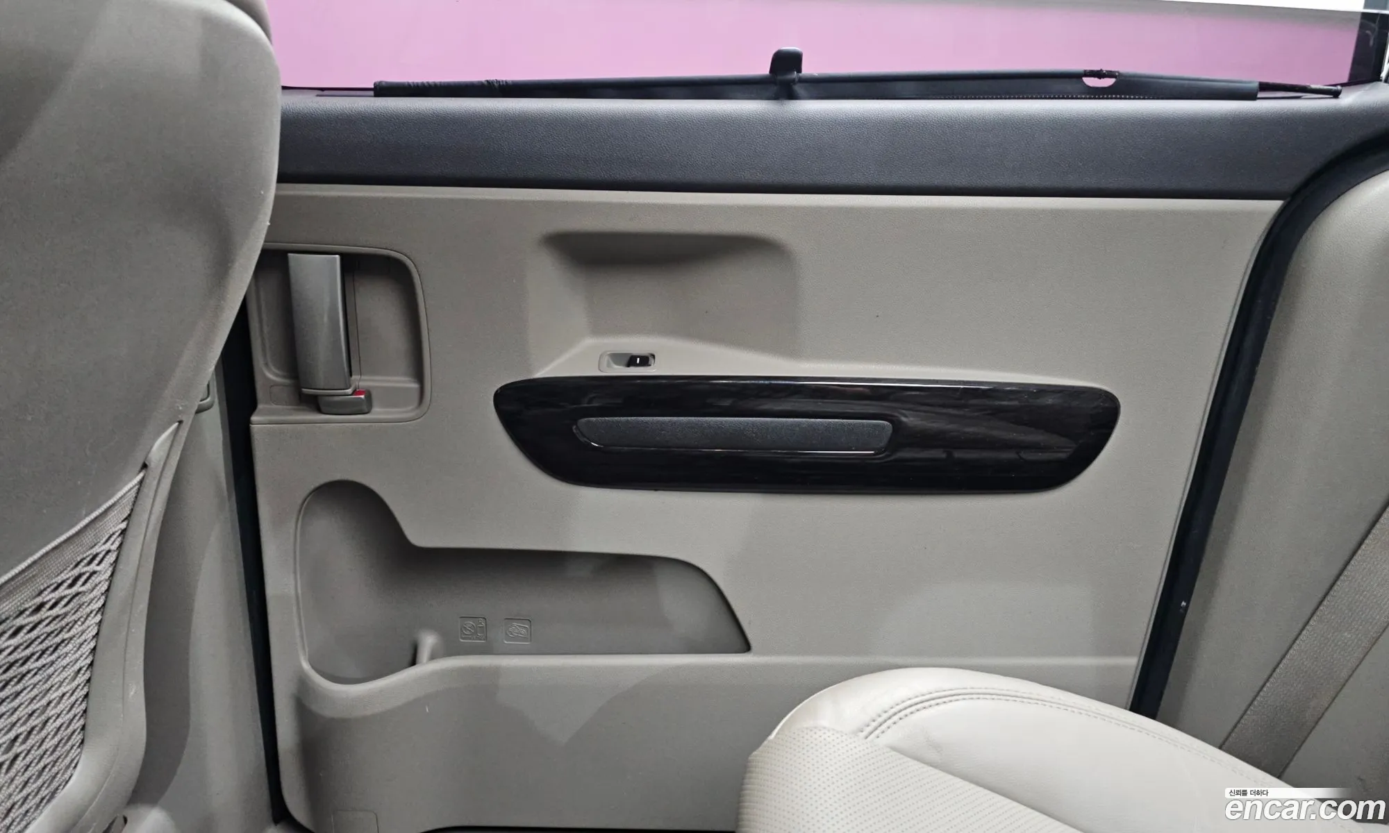 Kia Carnival 2016 KNAMB81ABGS192887 — 15