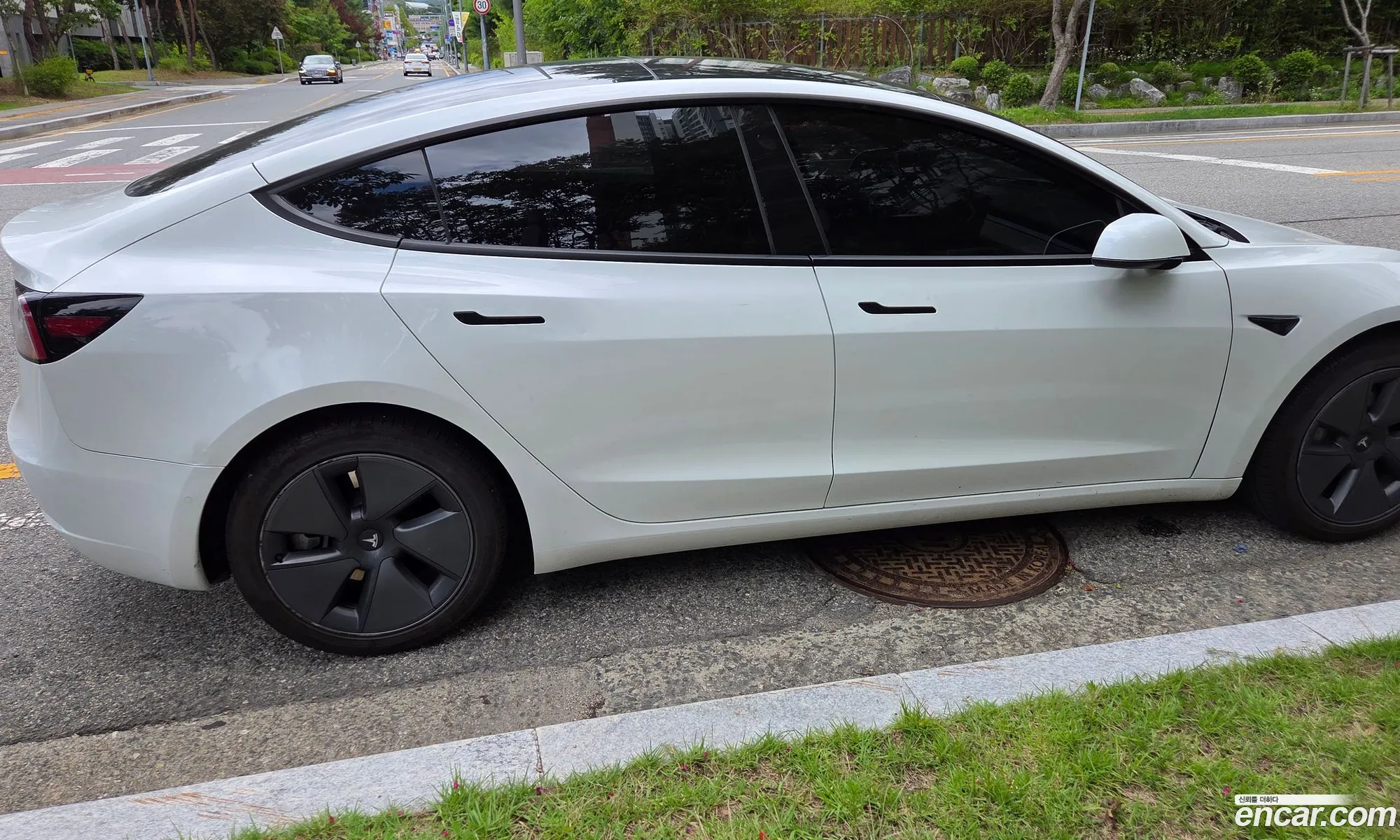 Tesla Model 3 2022 — 10