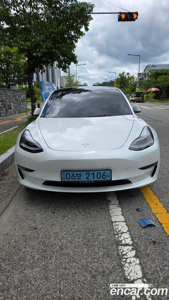 Tesla Model 3 2022 — 6