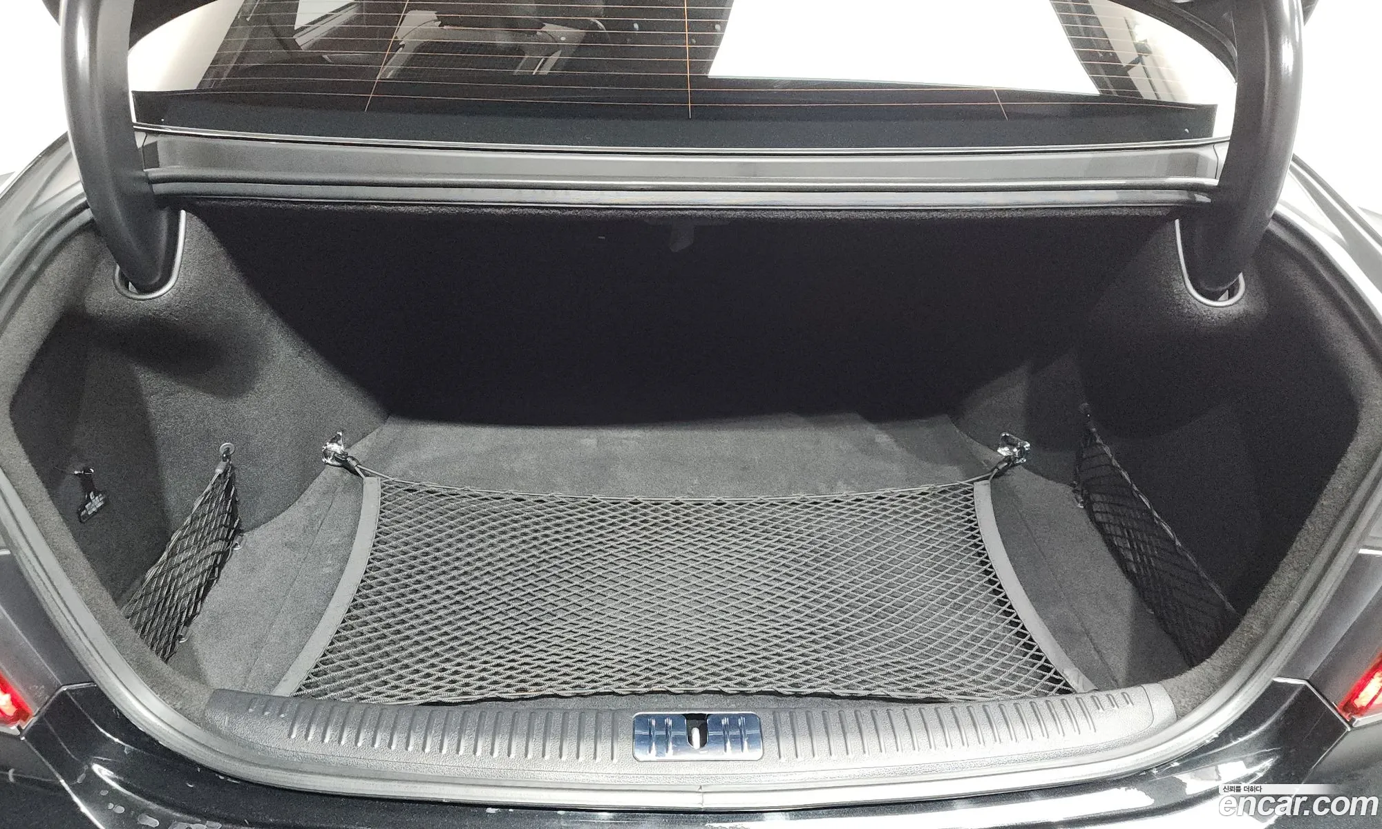 Genesis G90 2021 KMHG241DDMU092609 — 33